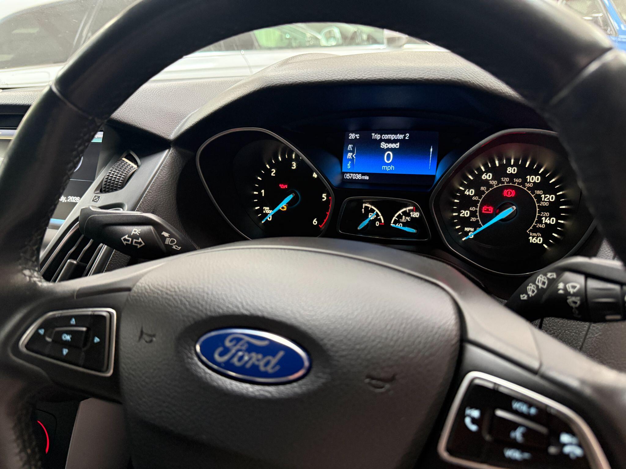 Ford Focus view 5
