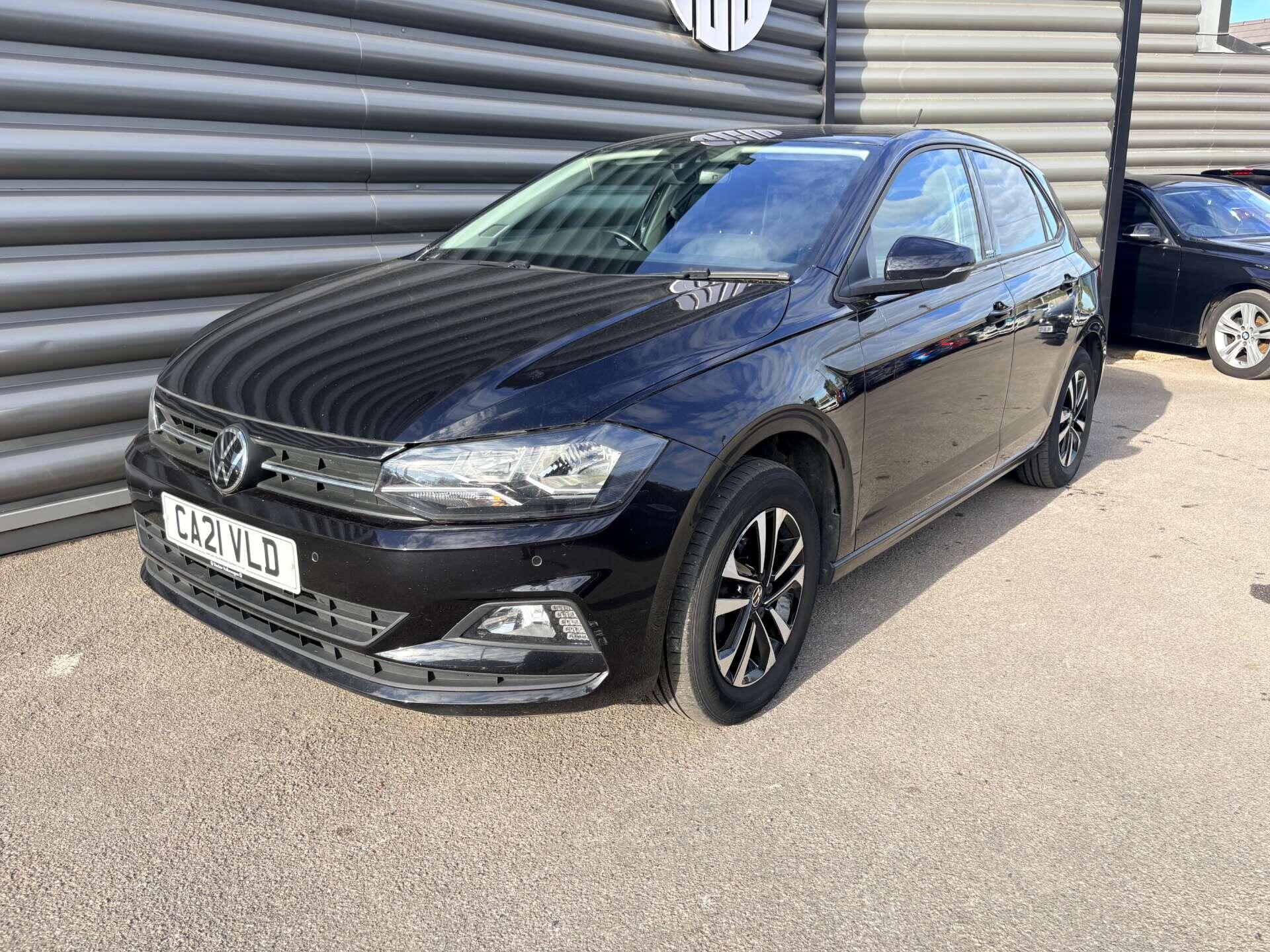 Volkswagen Polo view 4