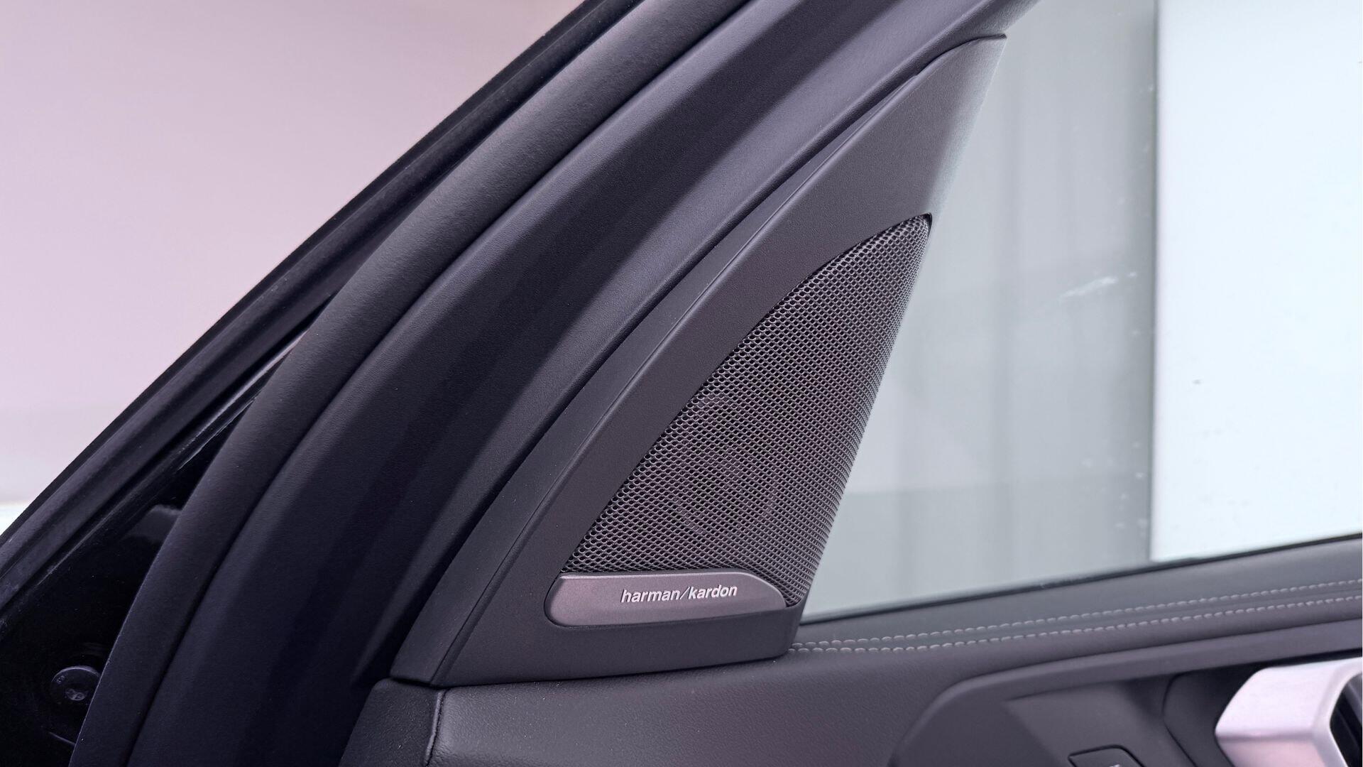 BMW X5 view 21