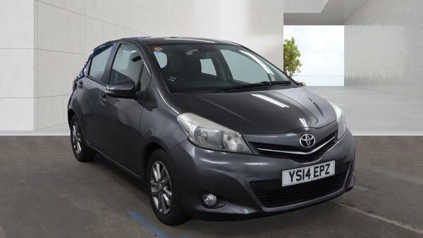 Toyota Yaris view 3
