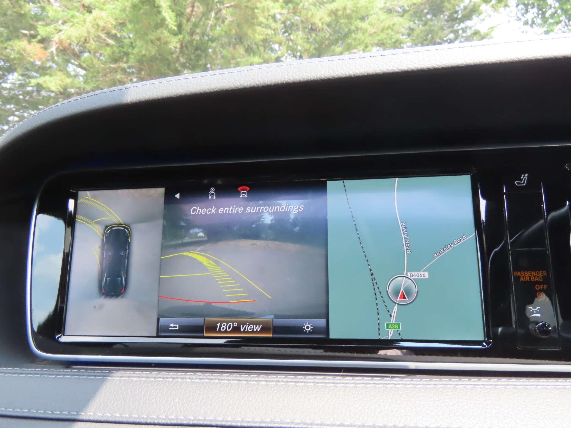 Mercedes-Benz S-Class view 14