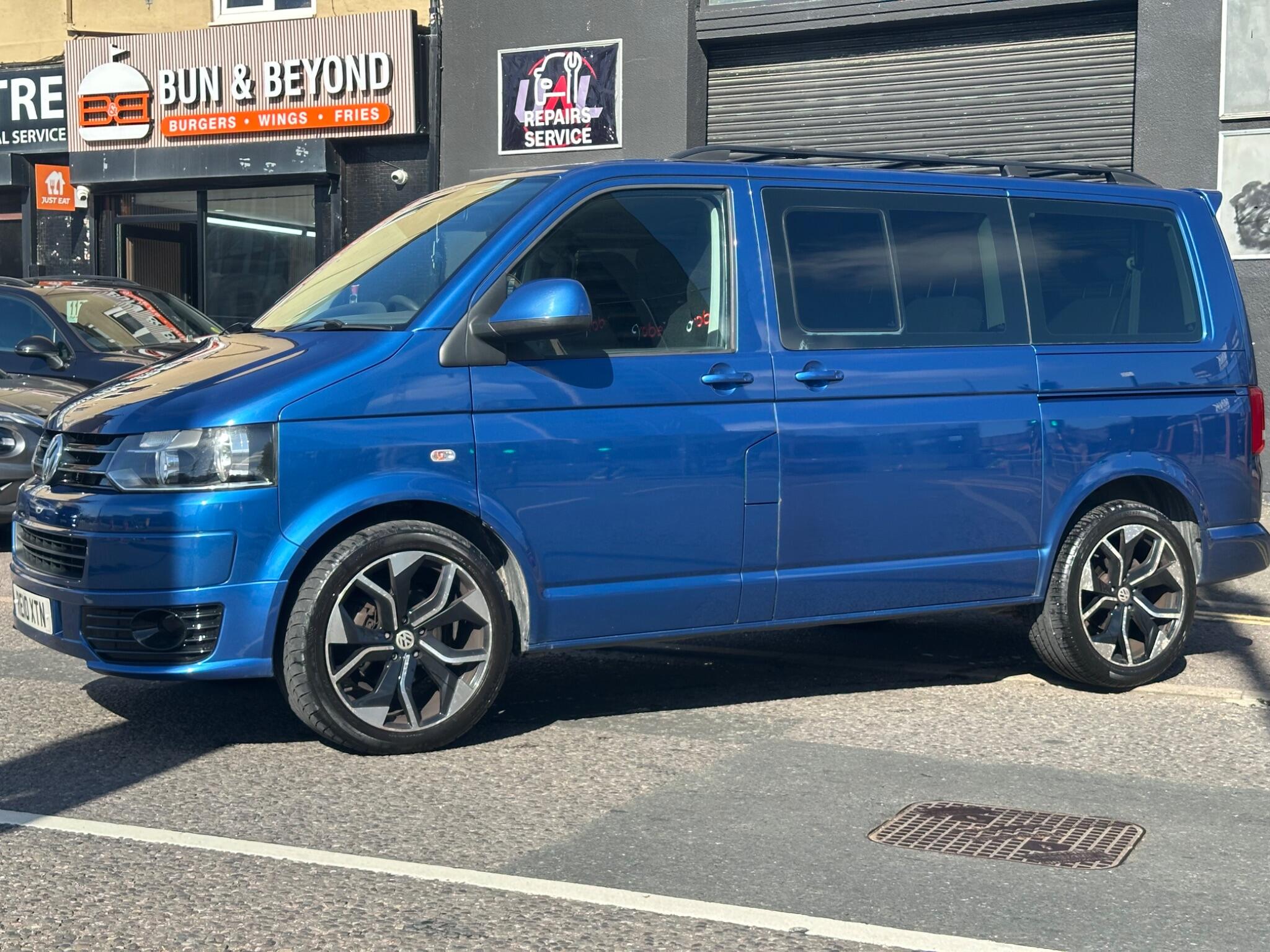 Volkswagen Transporter view 40