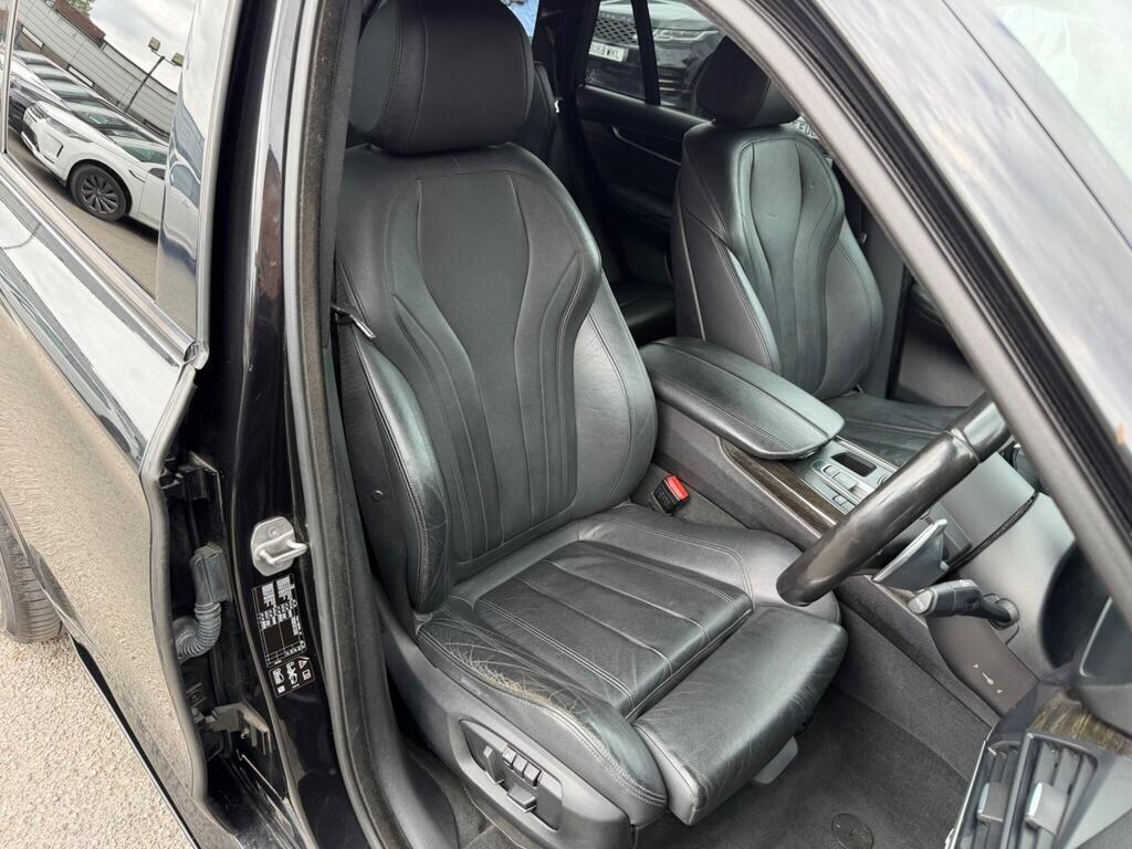 BMW X5 view 16