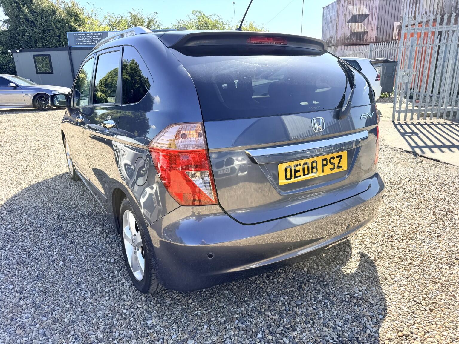Honda FR-V view 6