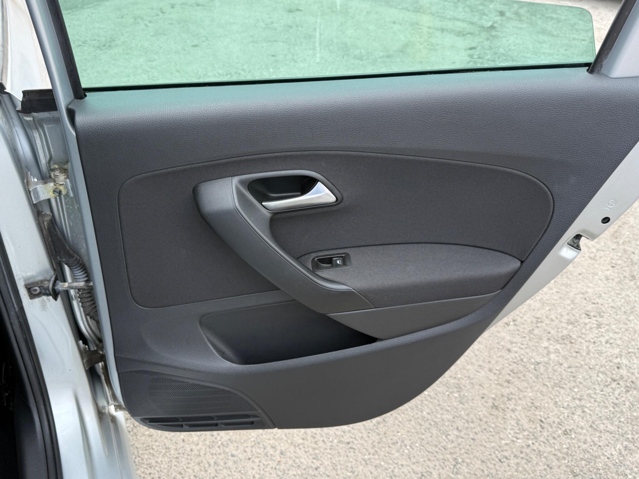 Volkswagen Polo - Image 38