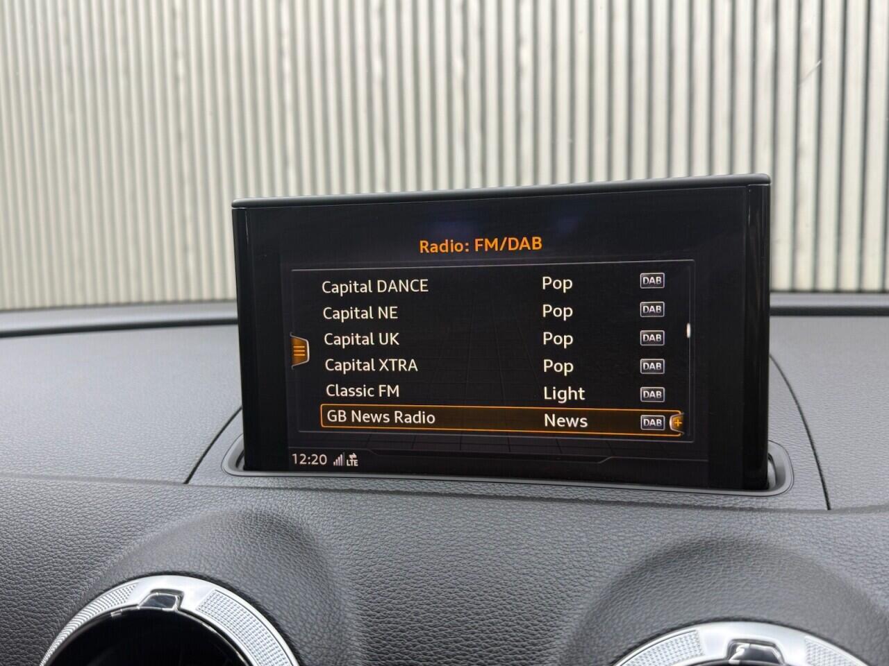 Audi A3 view 16