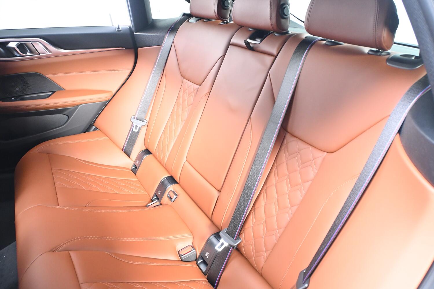 BMW I4 view 12