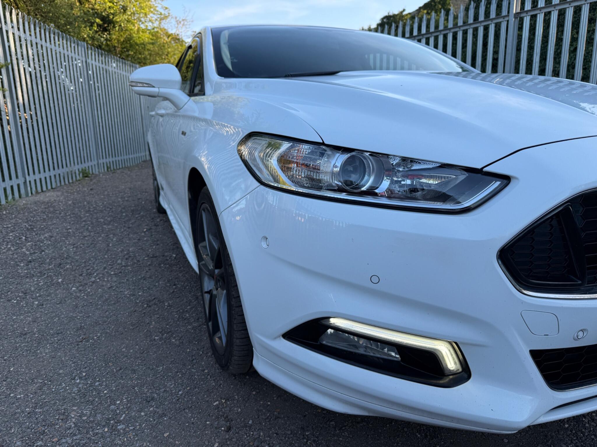 2016 Ford Mondeo image 46