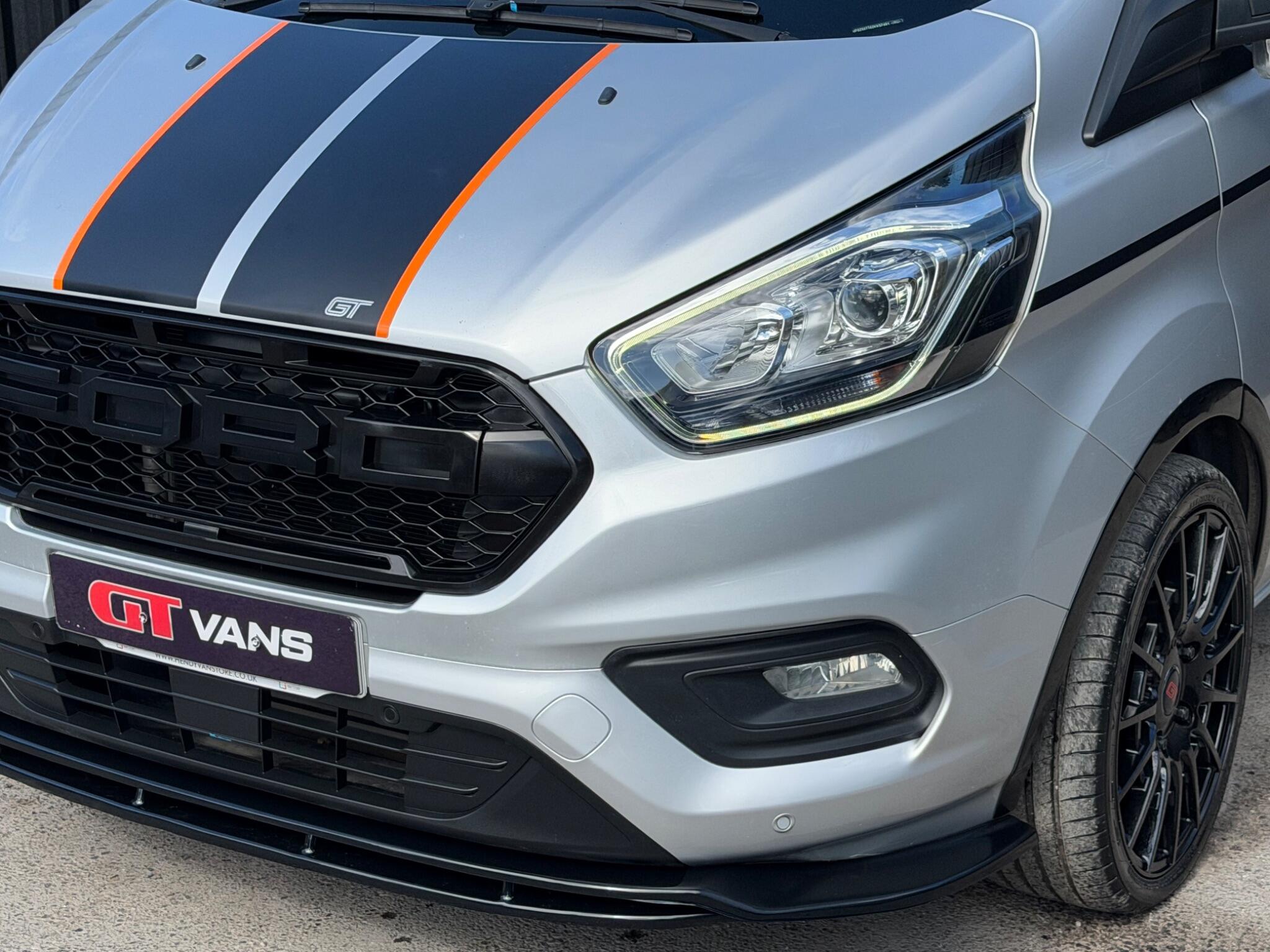 Ford Transit Custom view 36