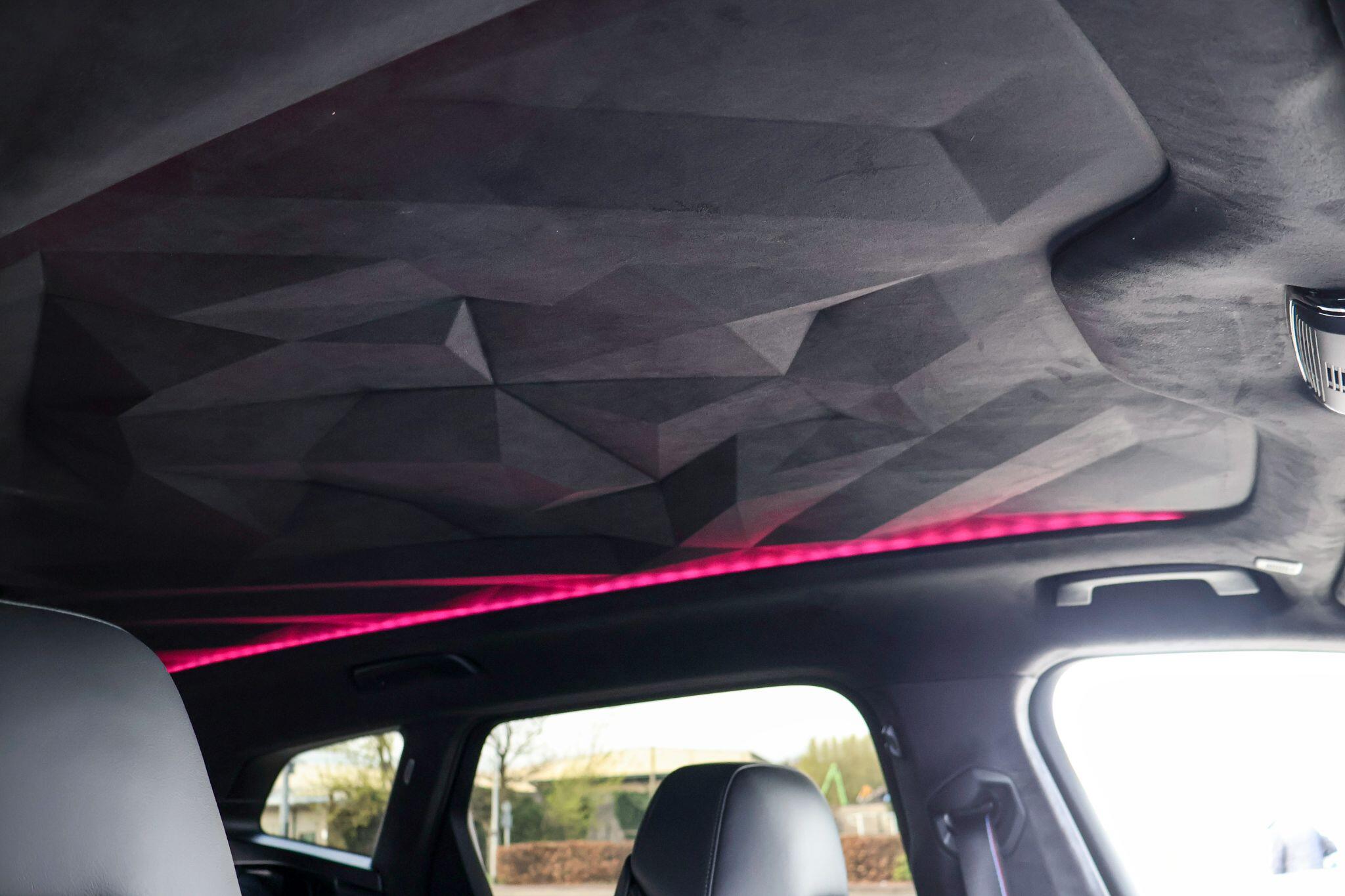 BMW XM view 33