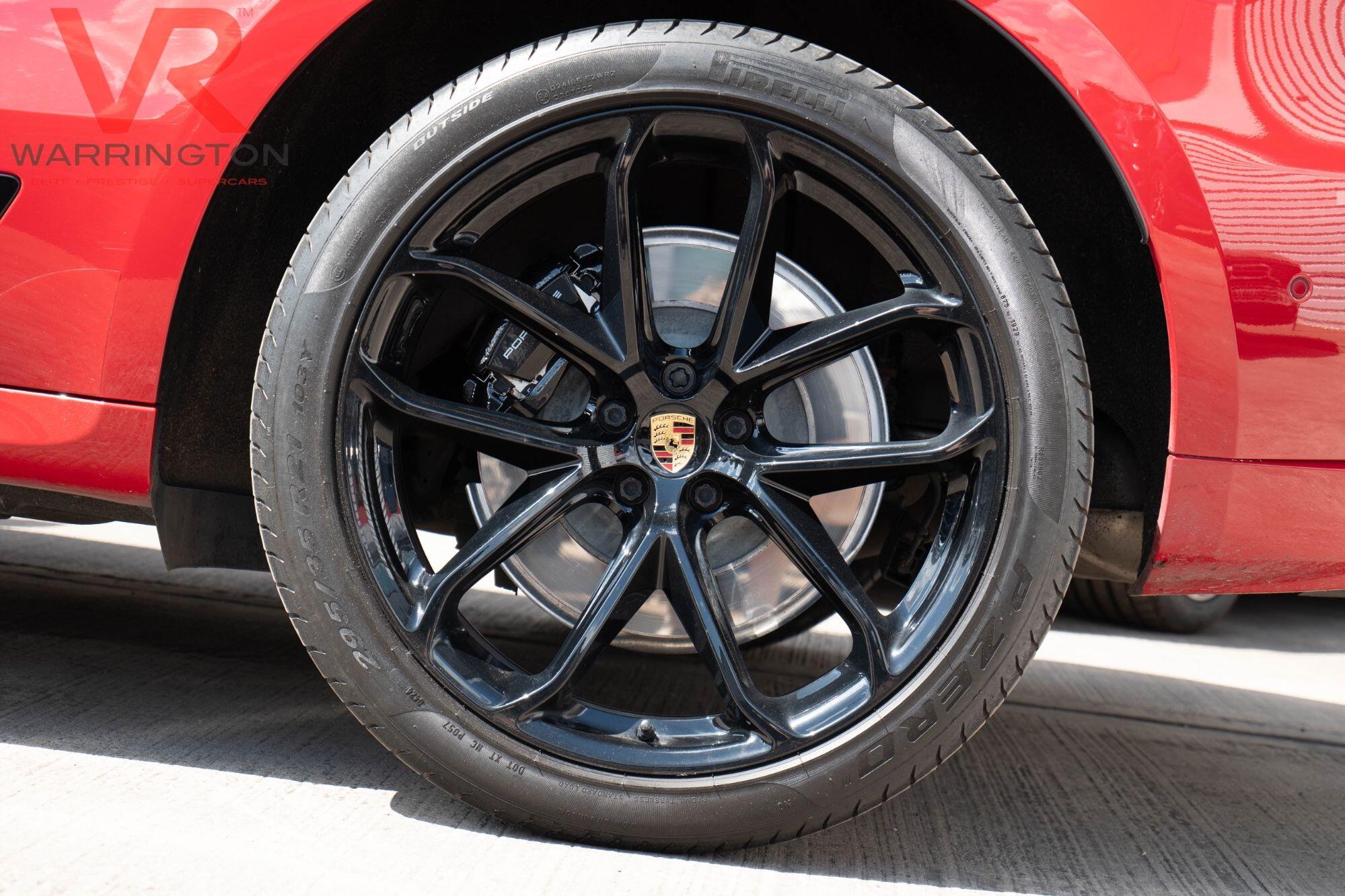 Porsche Macan view 49
