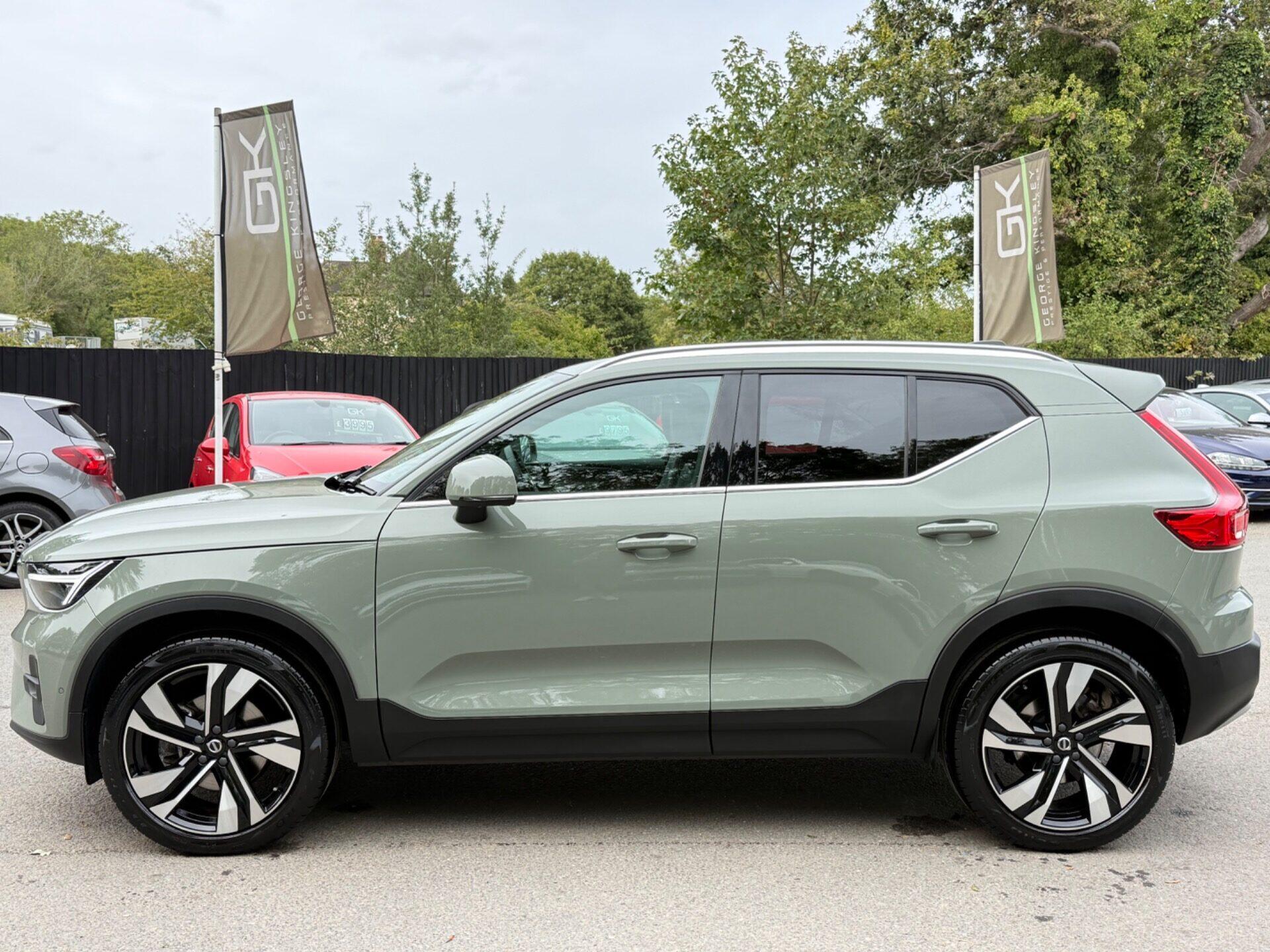 Volvo XC40 view 9