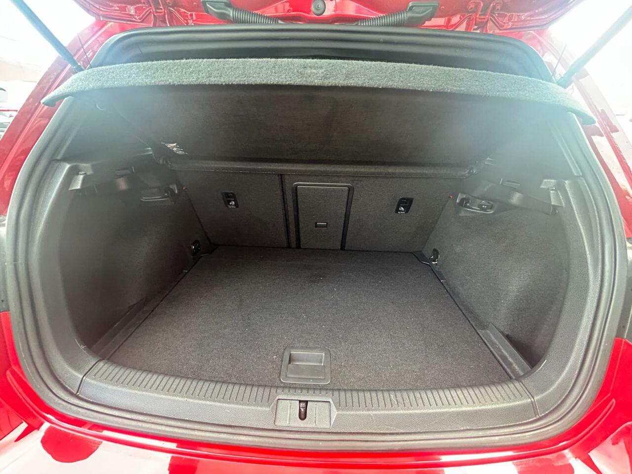 Volkswagen Golf view 15
