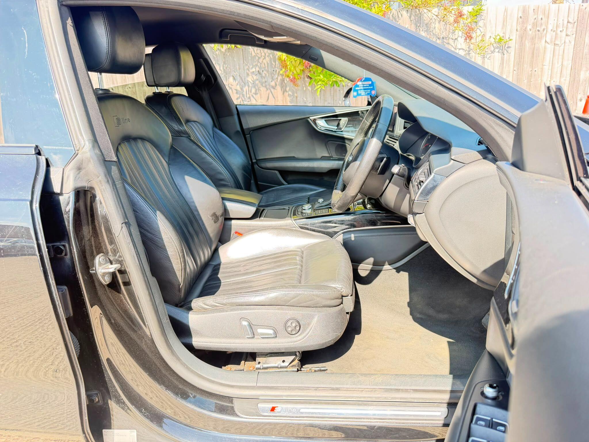 Audi A7 view 9