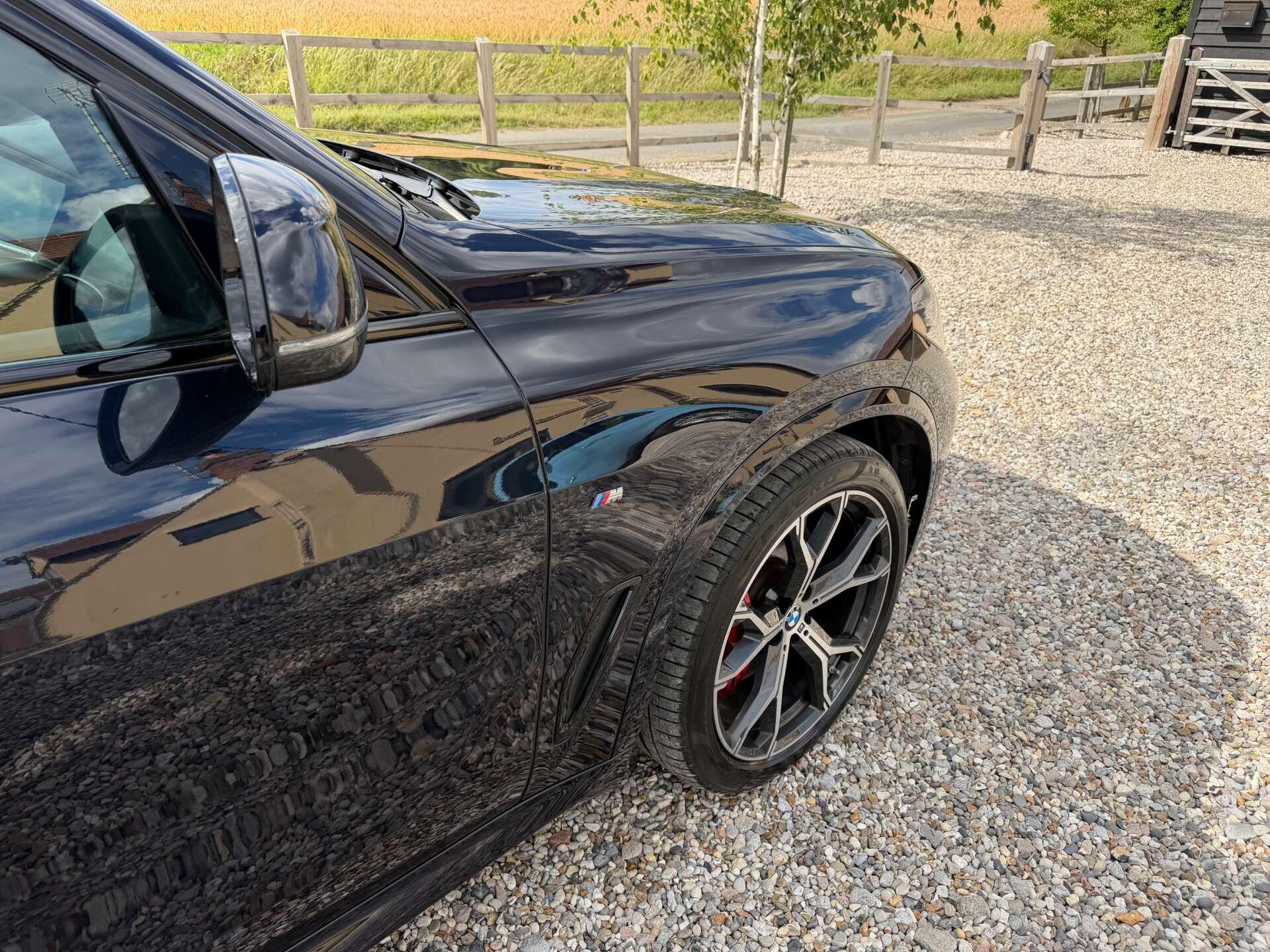 BMW X5 view 13