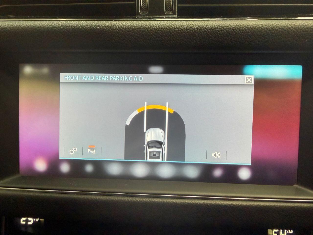 Jaguar XF view 35