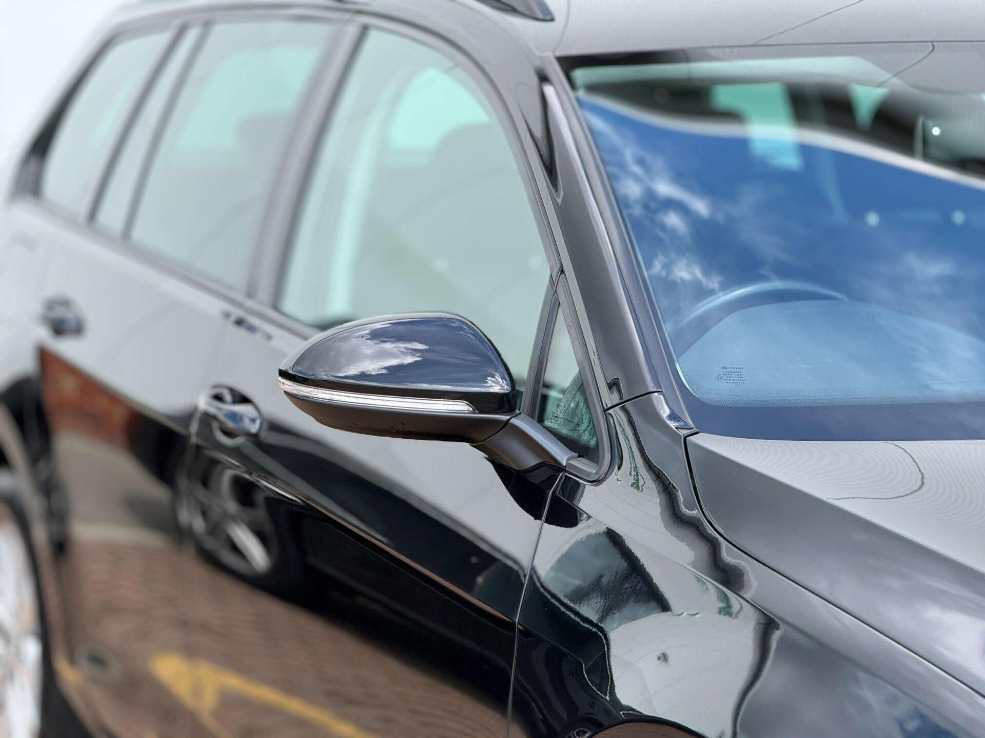 Volkswagen Golf view 52