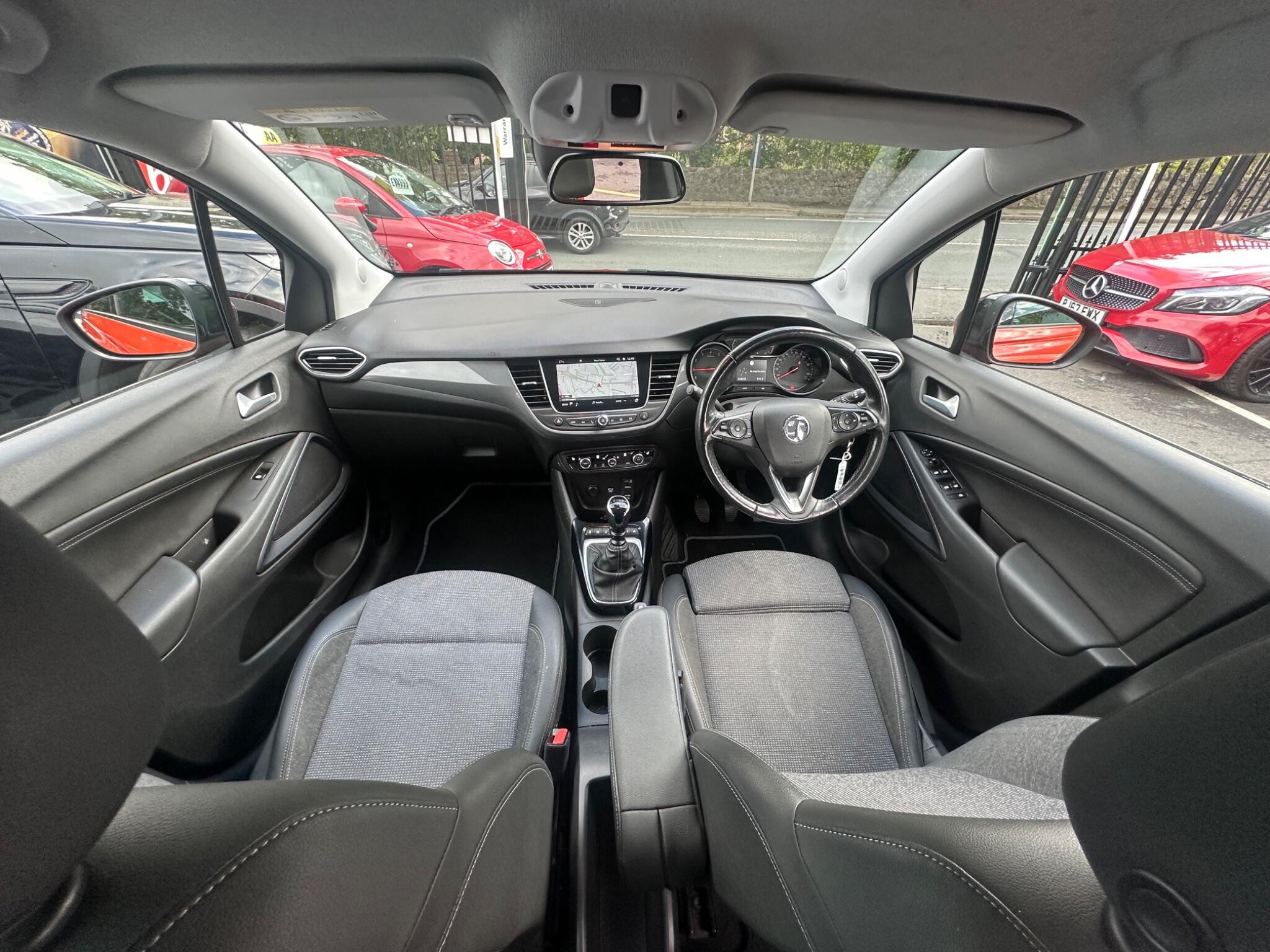 Vauxhall Crossland view 11
