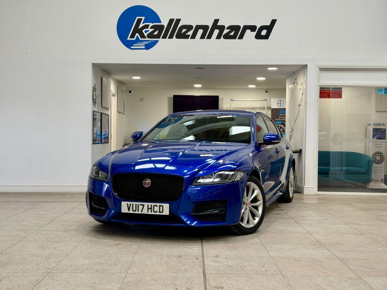 Jaguar XF view 2
