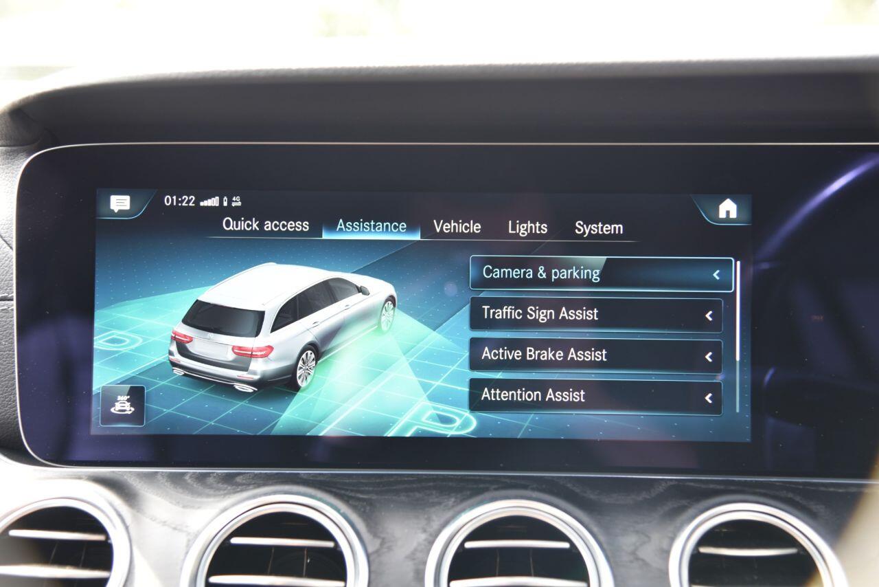 Mercedes-Benz E Class view 45