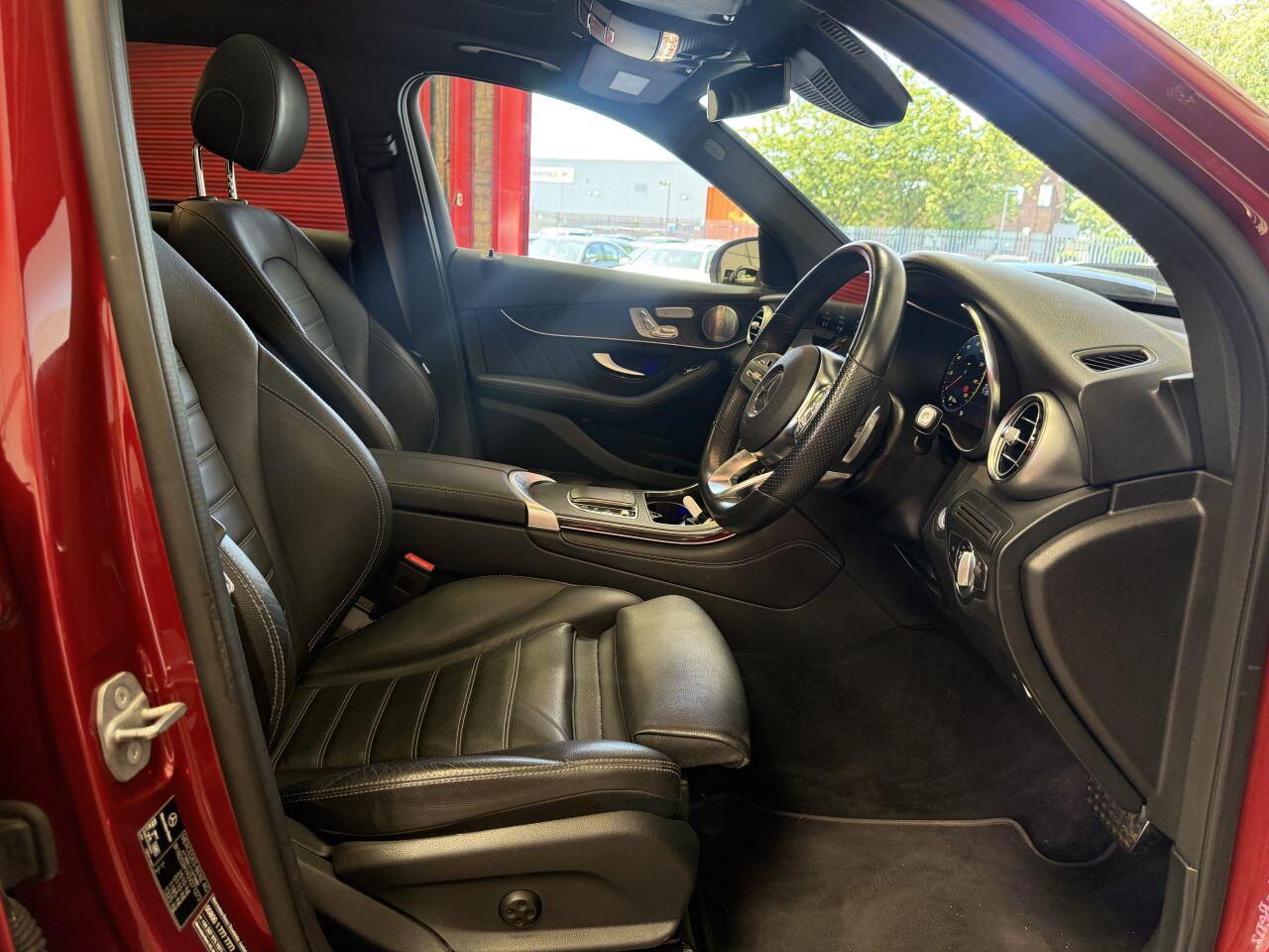 Mercedes-Benz GLC view 31