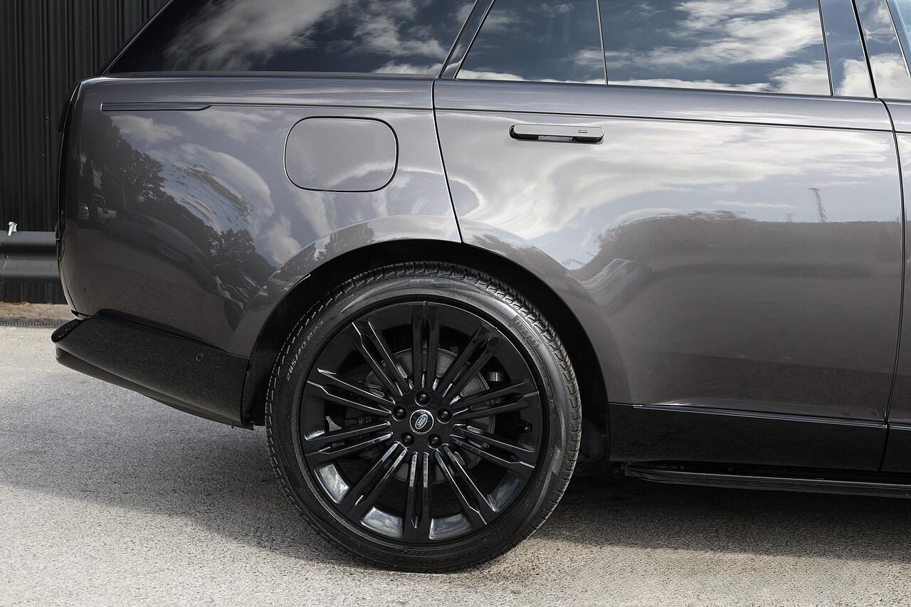 Land Rover Range Rover view 30