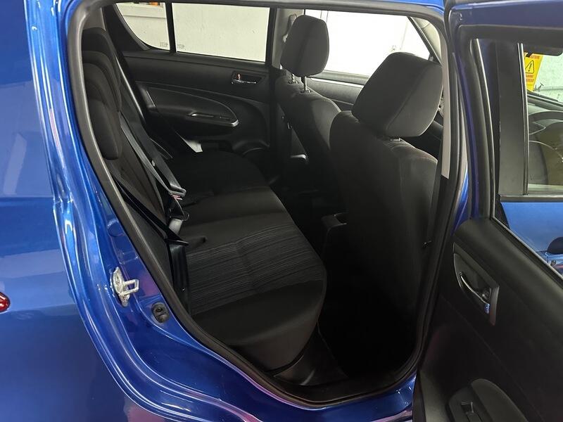 2013 Suzuki Swift image 22