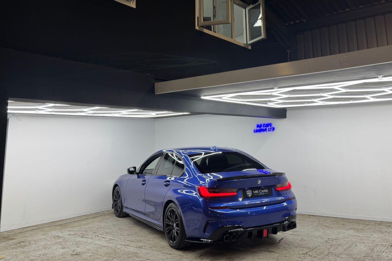 BMW 3 Series view 2