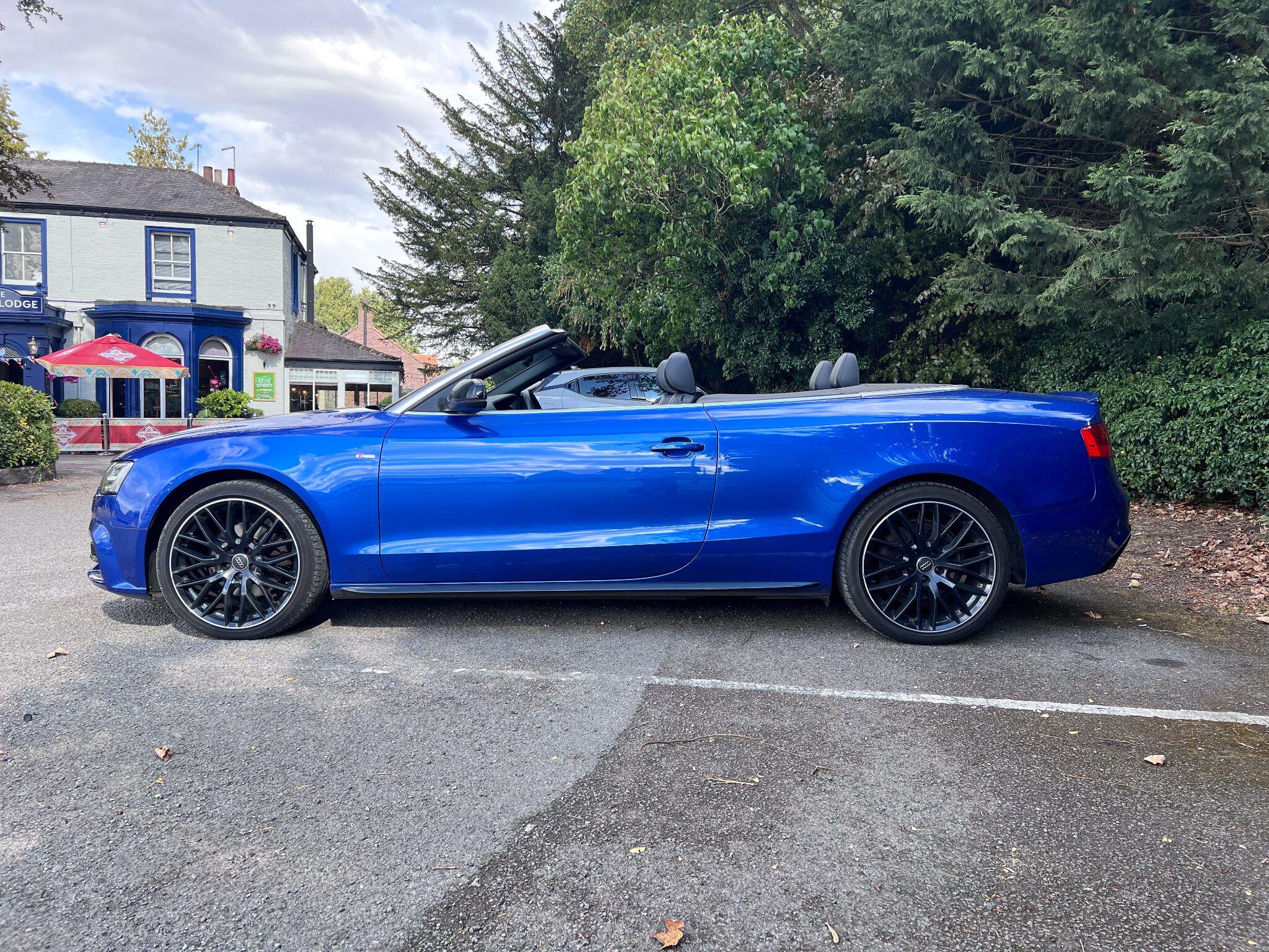 Audi A5 view 4