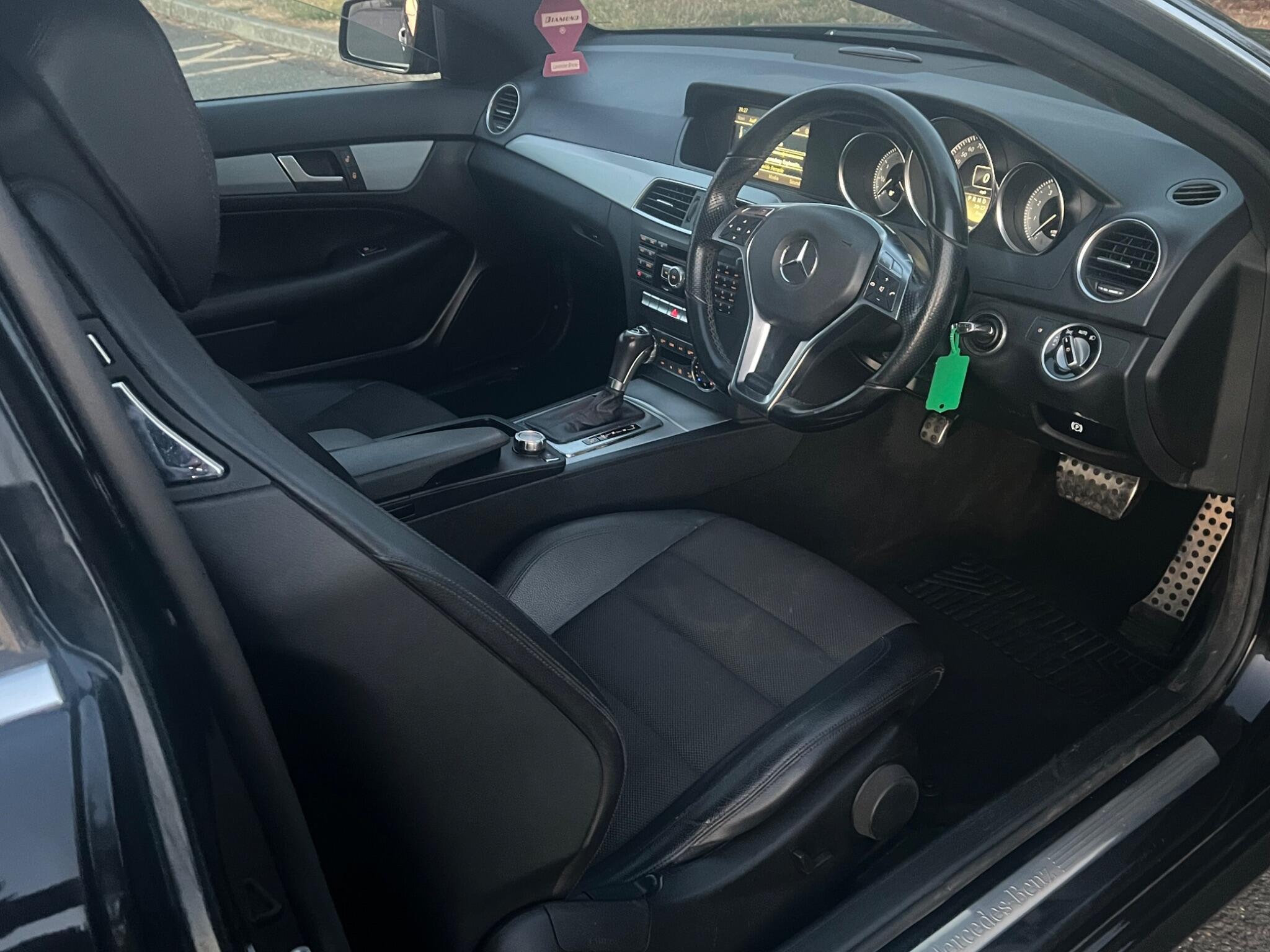 Mercedes-Benz C-Class view 18