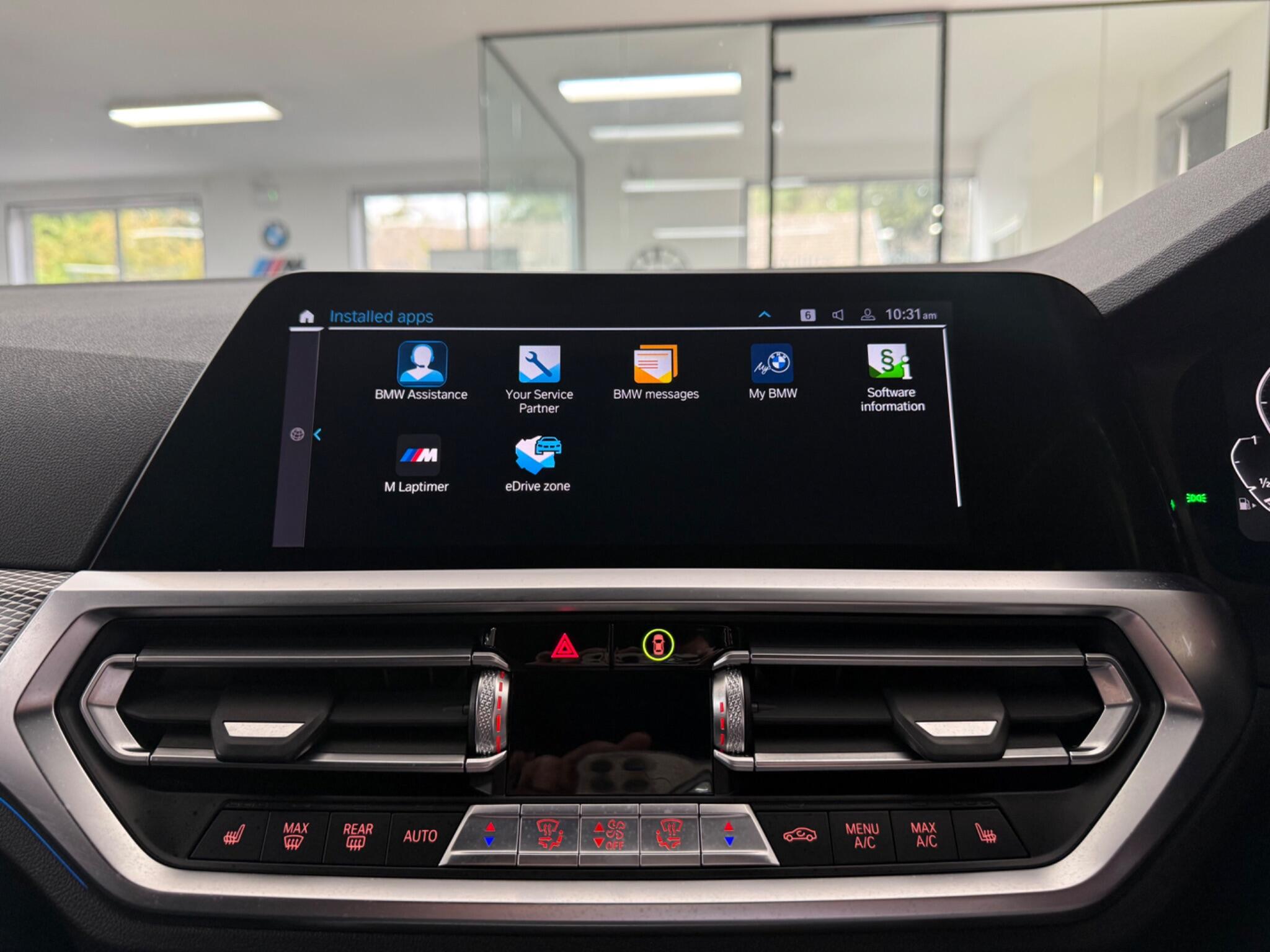 BMW 3 Series view 22