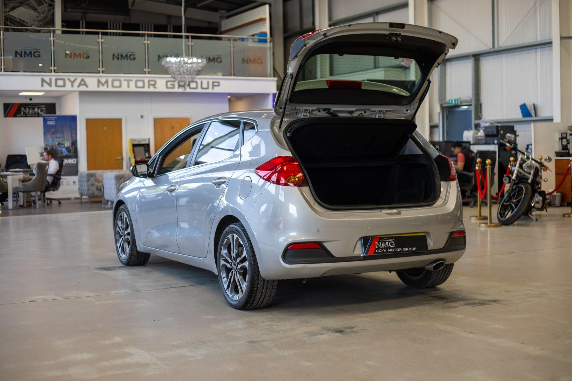 Kia Ceed view 36