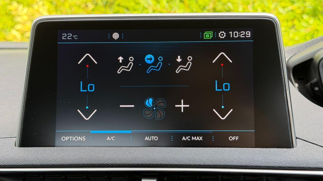 Peugeot 3008 view 25