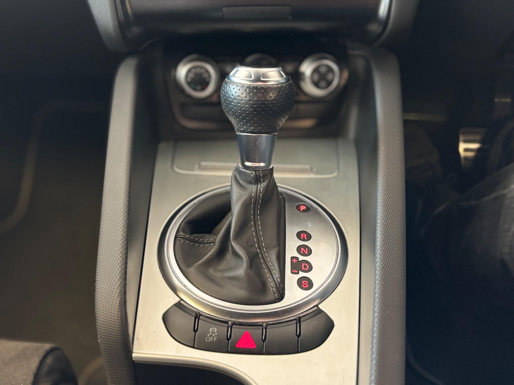 Audi TT view 9