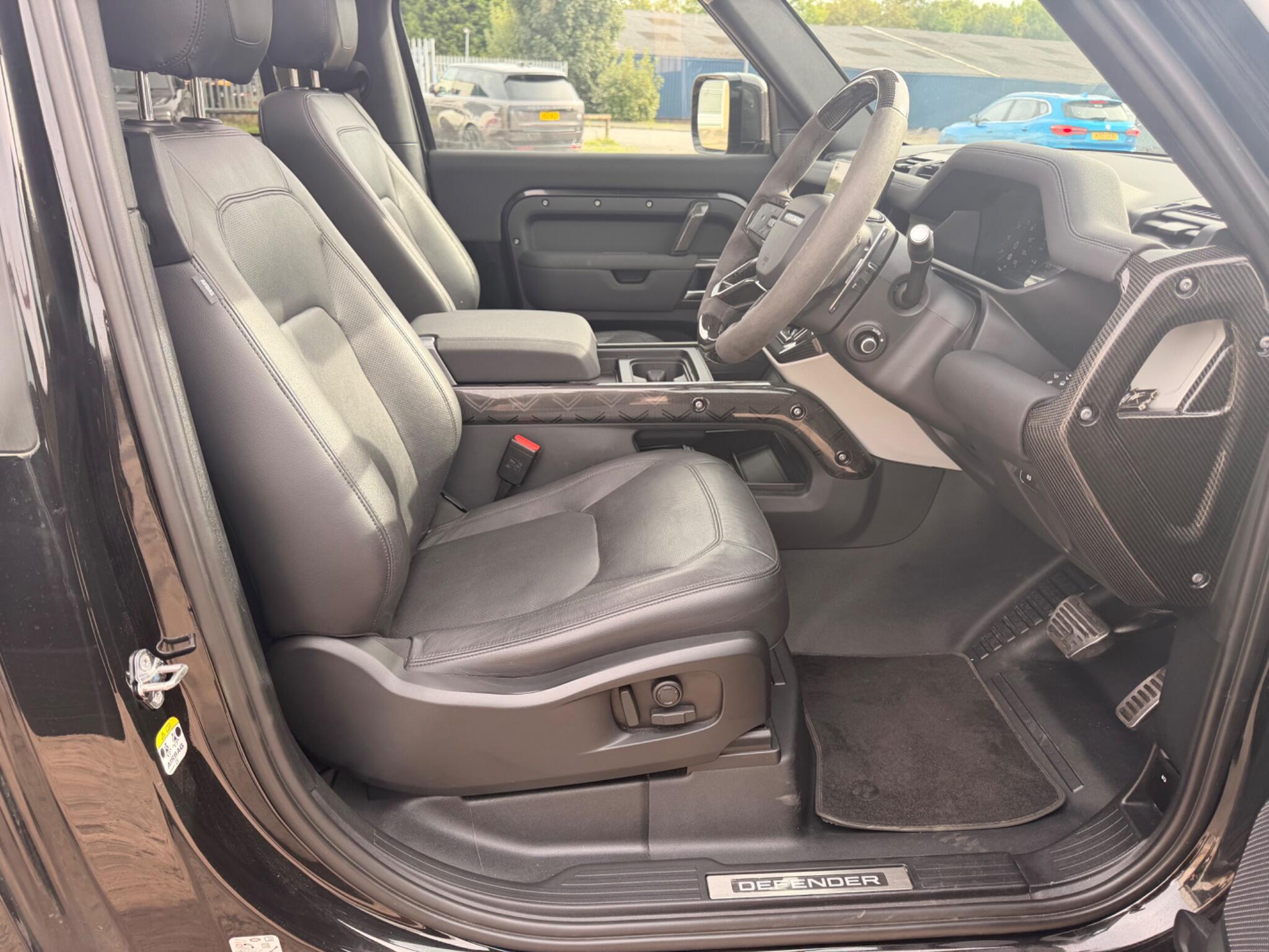 Land Rover Defender view 21