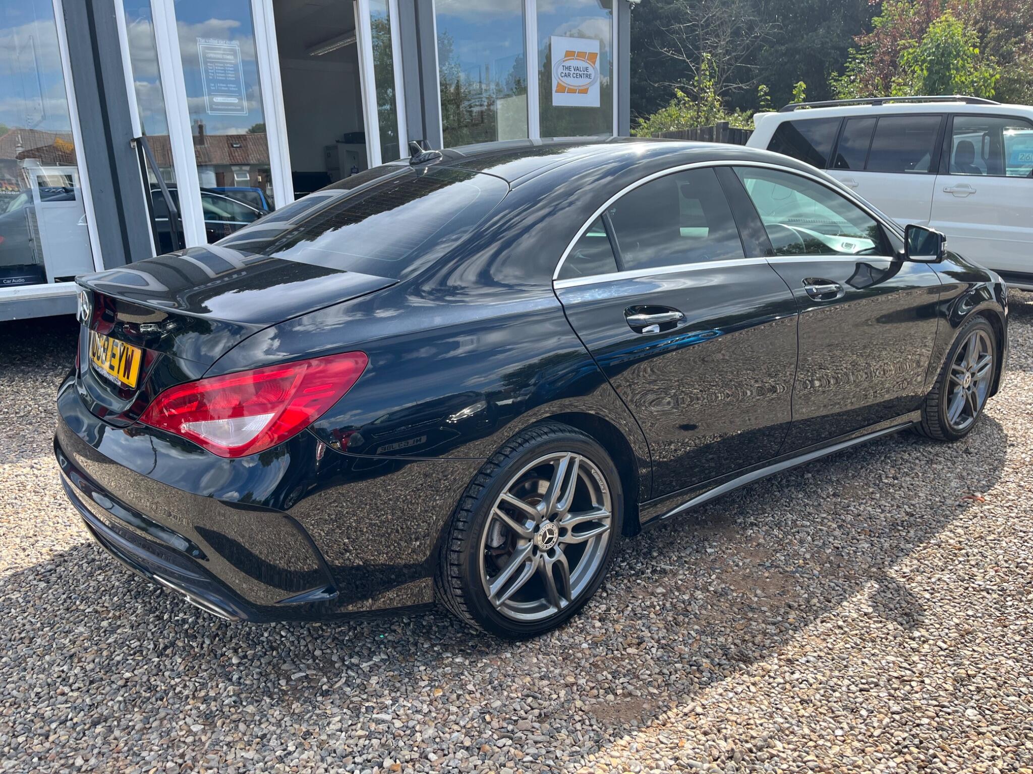 Mercedes-Benz Cla view 4