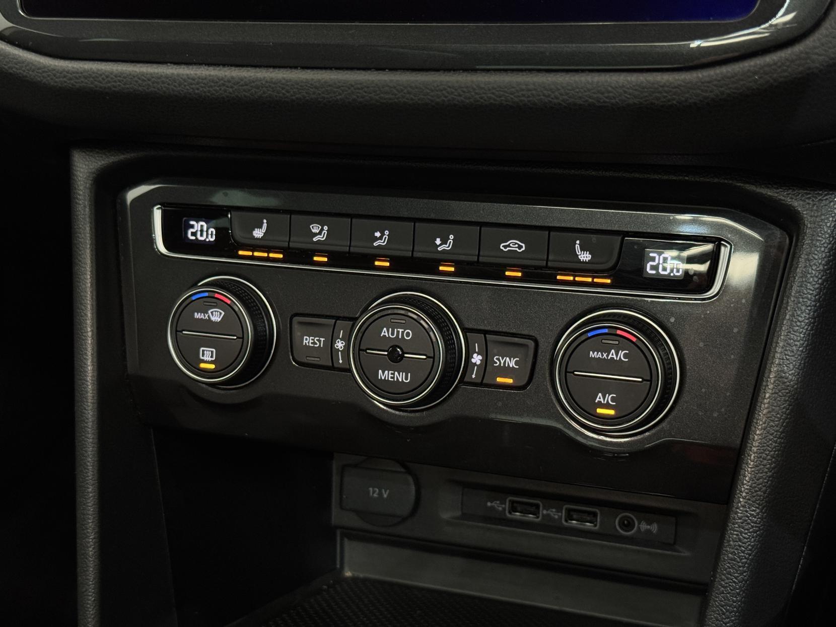 Volkswagen Tiguan view 36