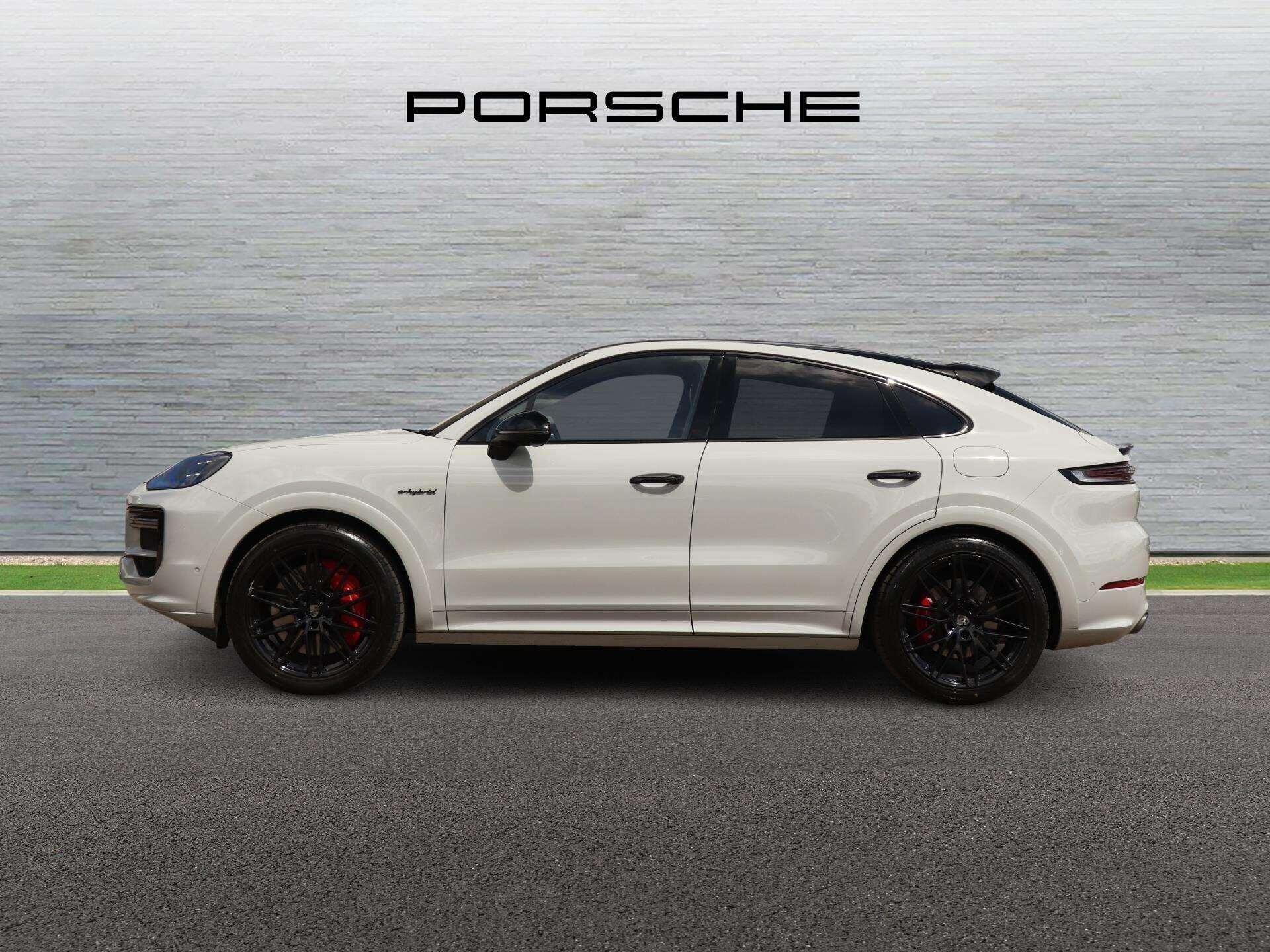 Porsche Cayenne view 6