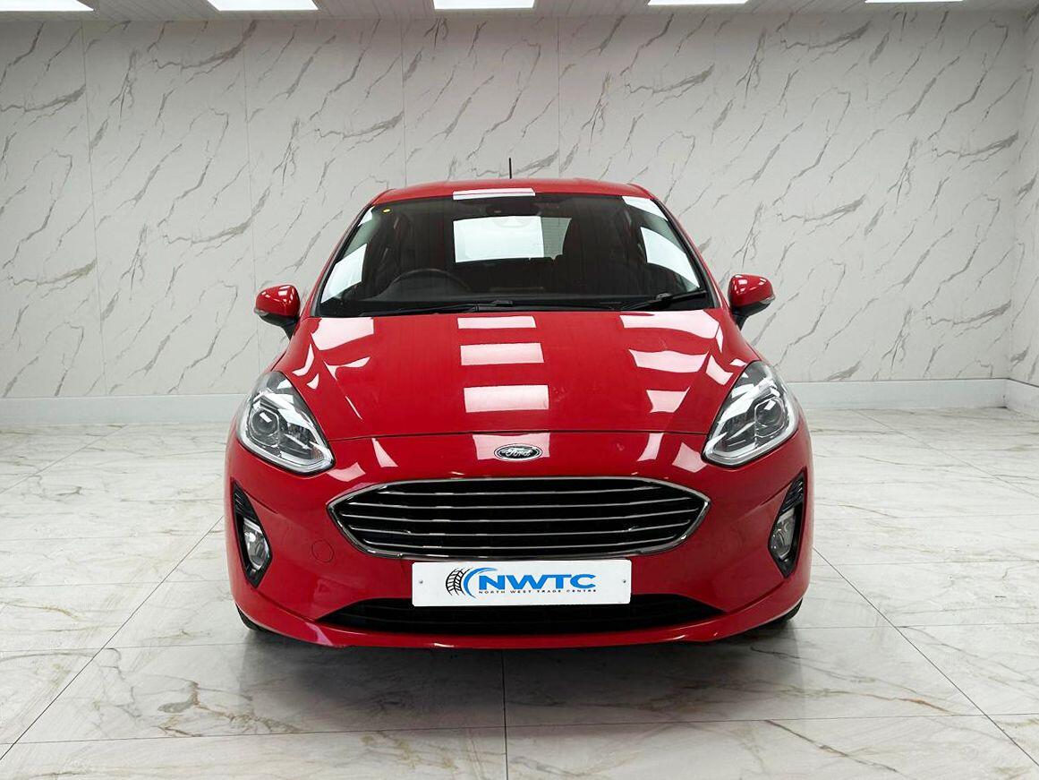 Ford Fiesta view 3