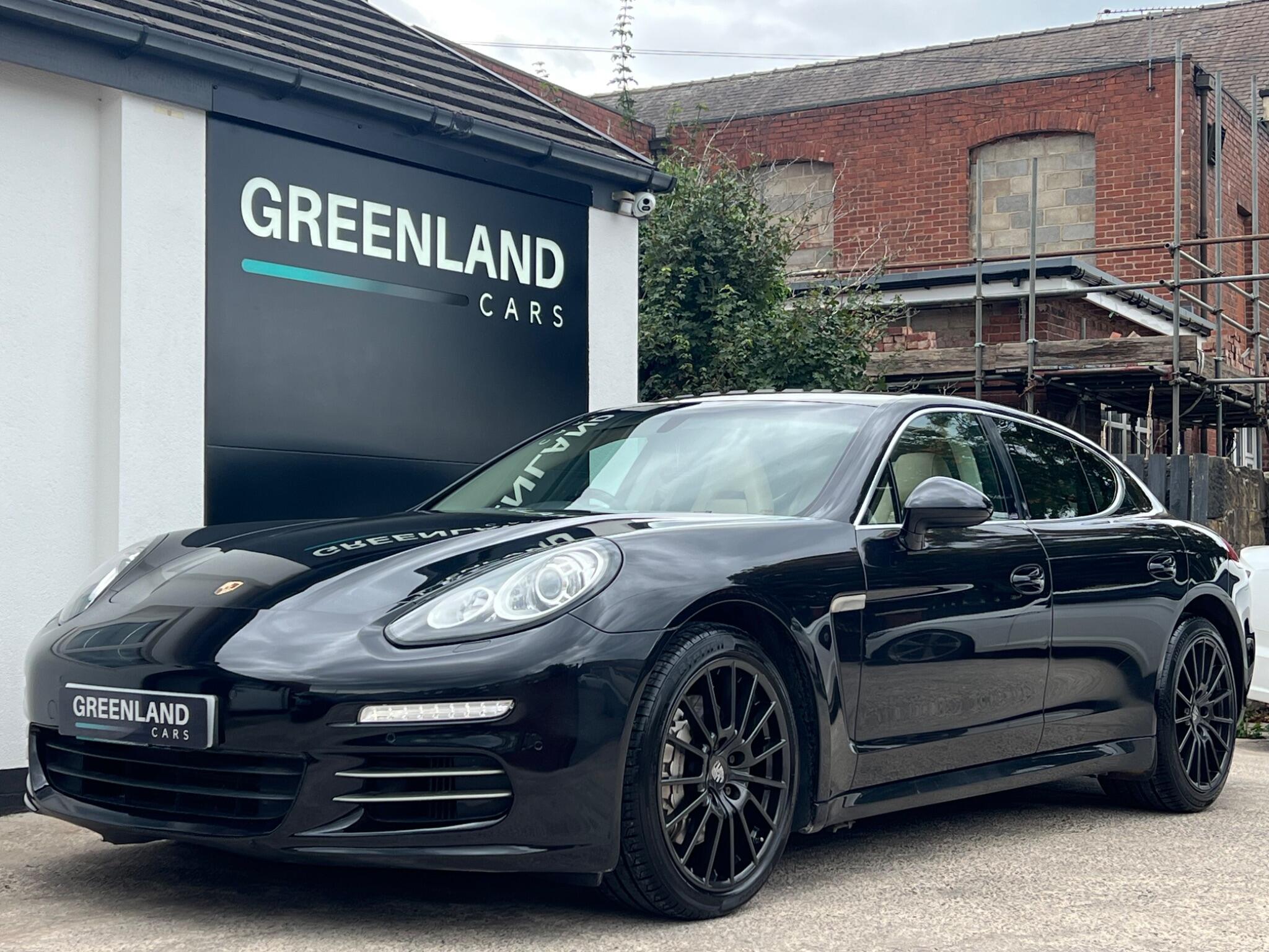 Porsche Panamera view 22