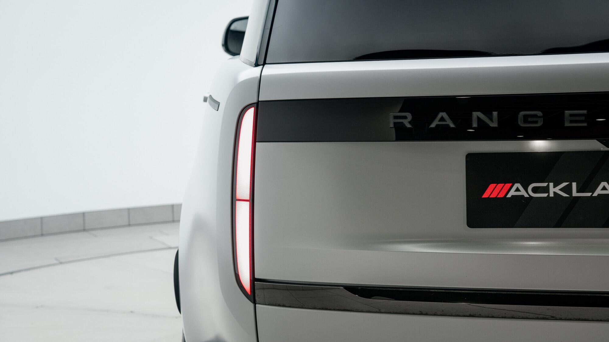 Land Rover Range Rover view 61