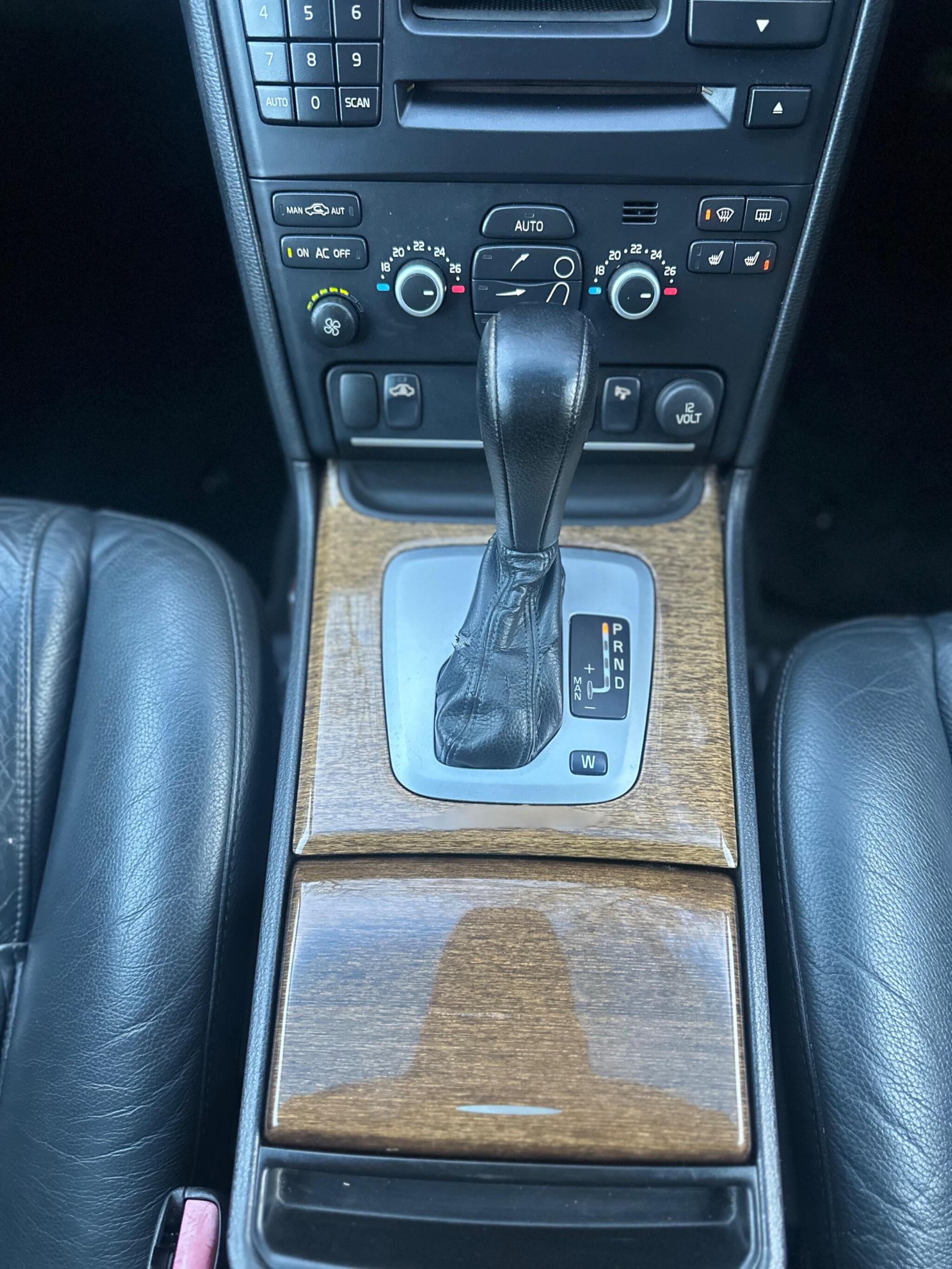 2007 Volvo XC90 image 29