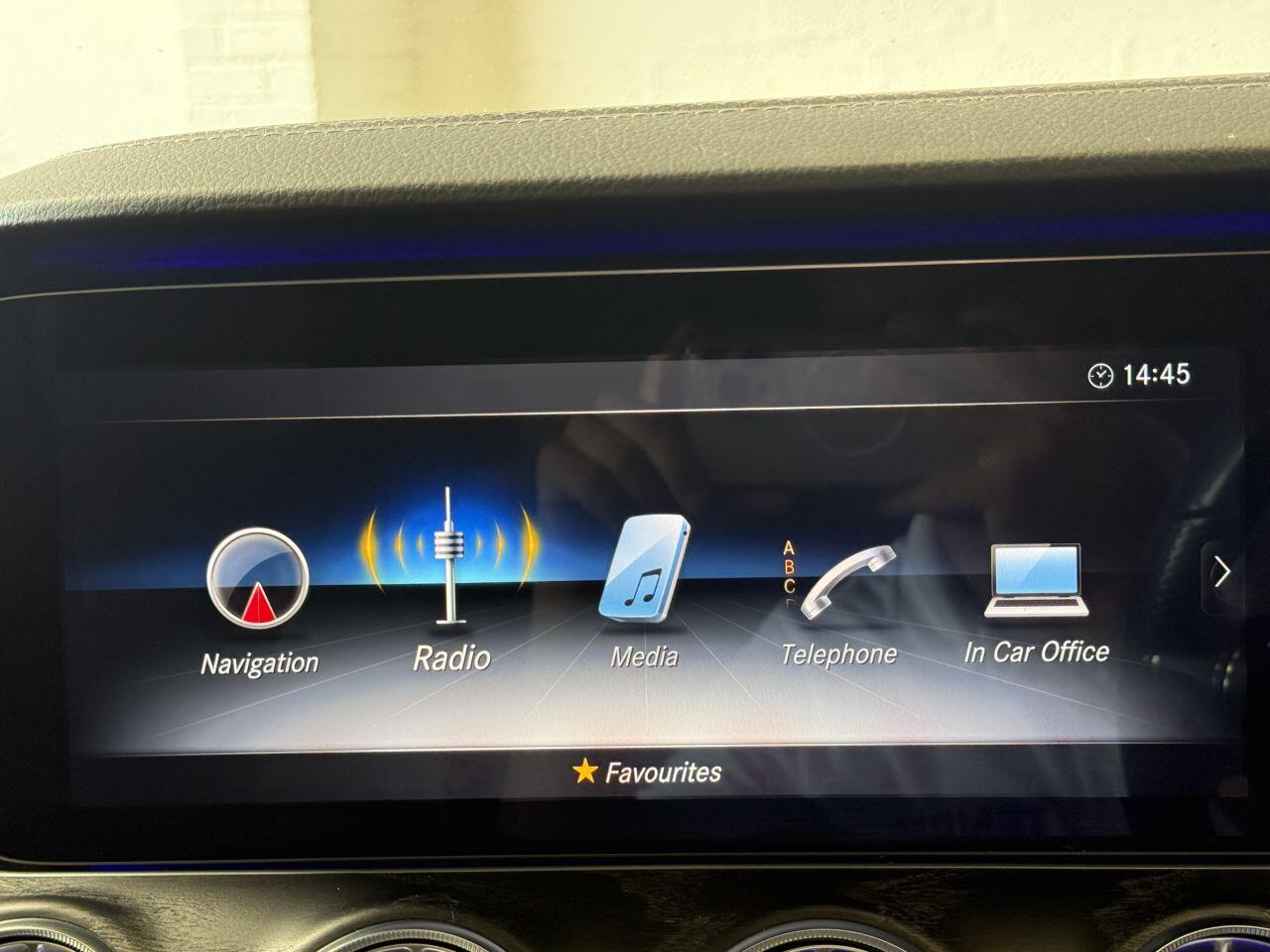 Mercedes-Benz E Class view 46