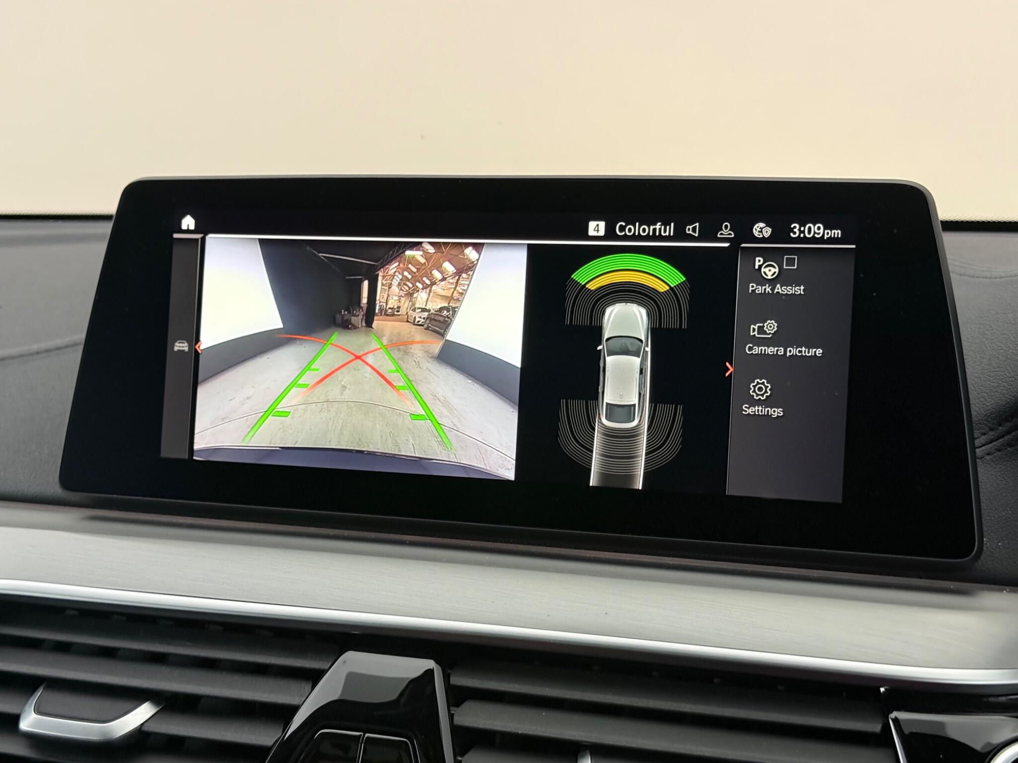 BMW 6 Series view 31