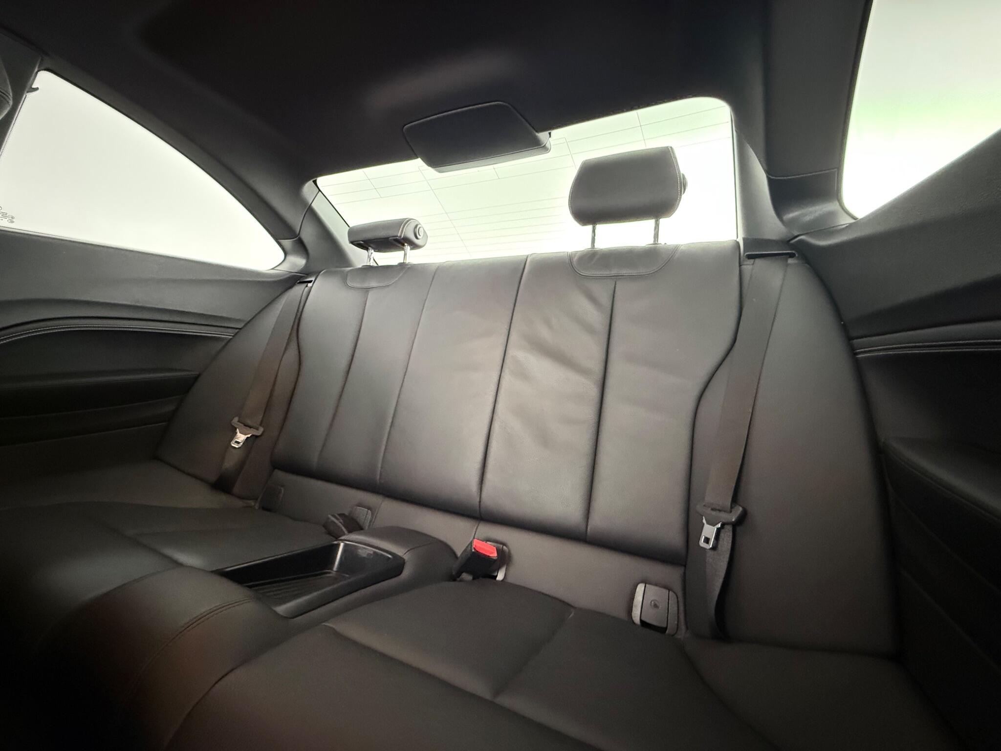 BMW 2 Series view 28