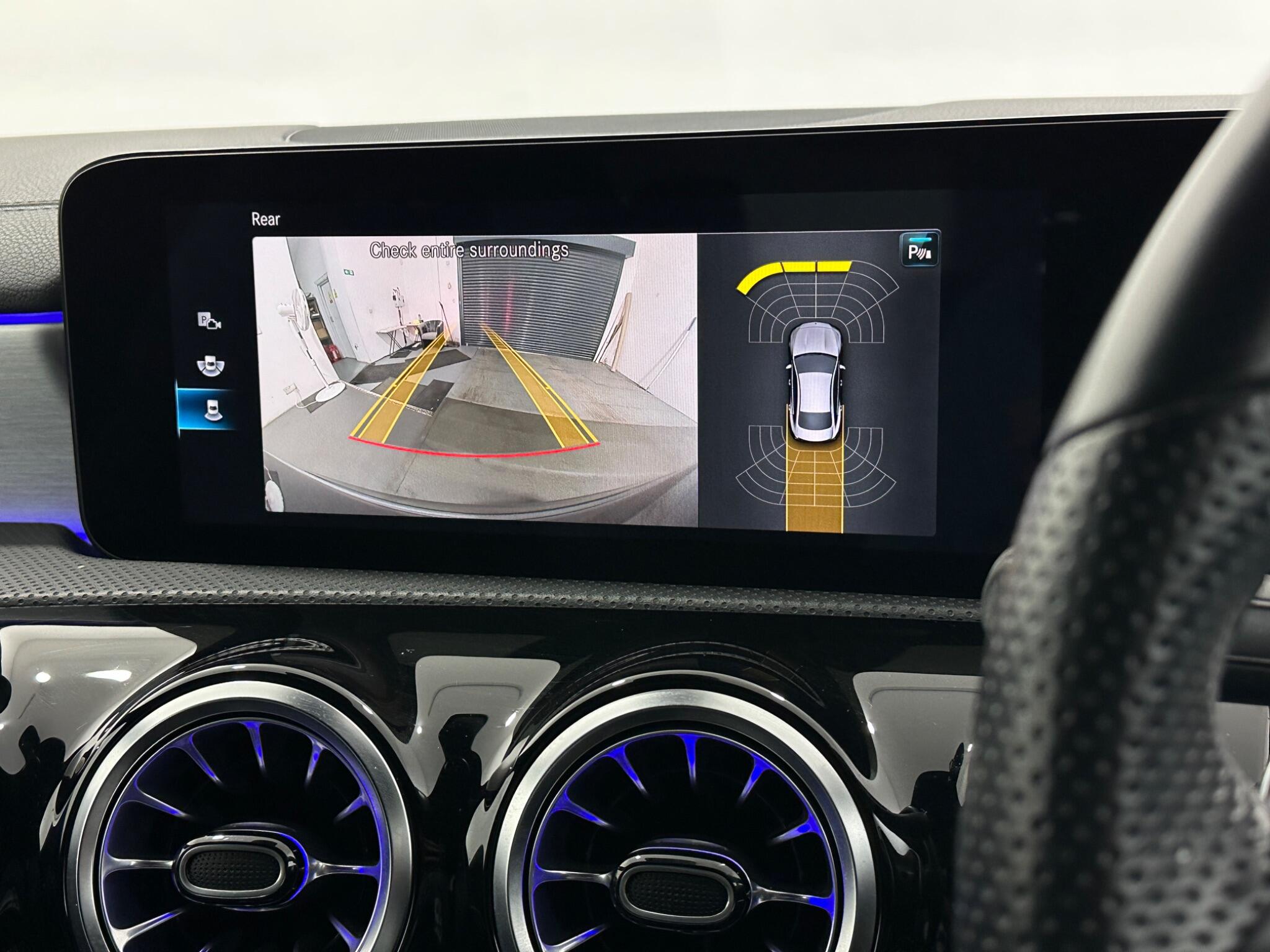 Mercedes-Benz CLA view 25
