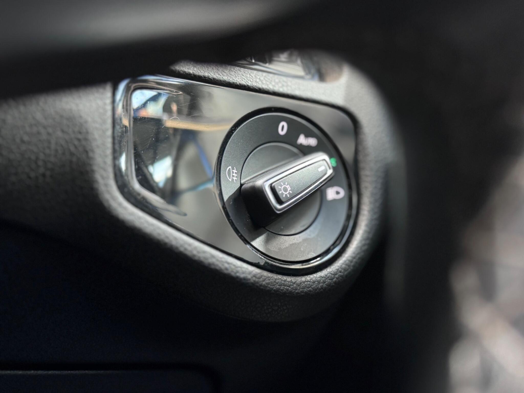 Volkswagen Golf view 37