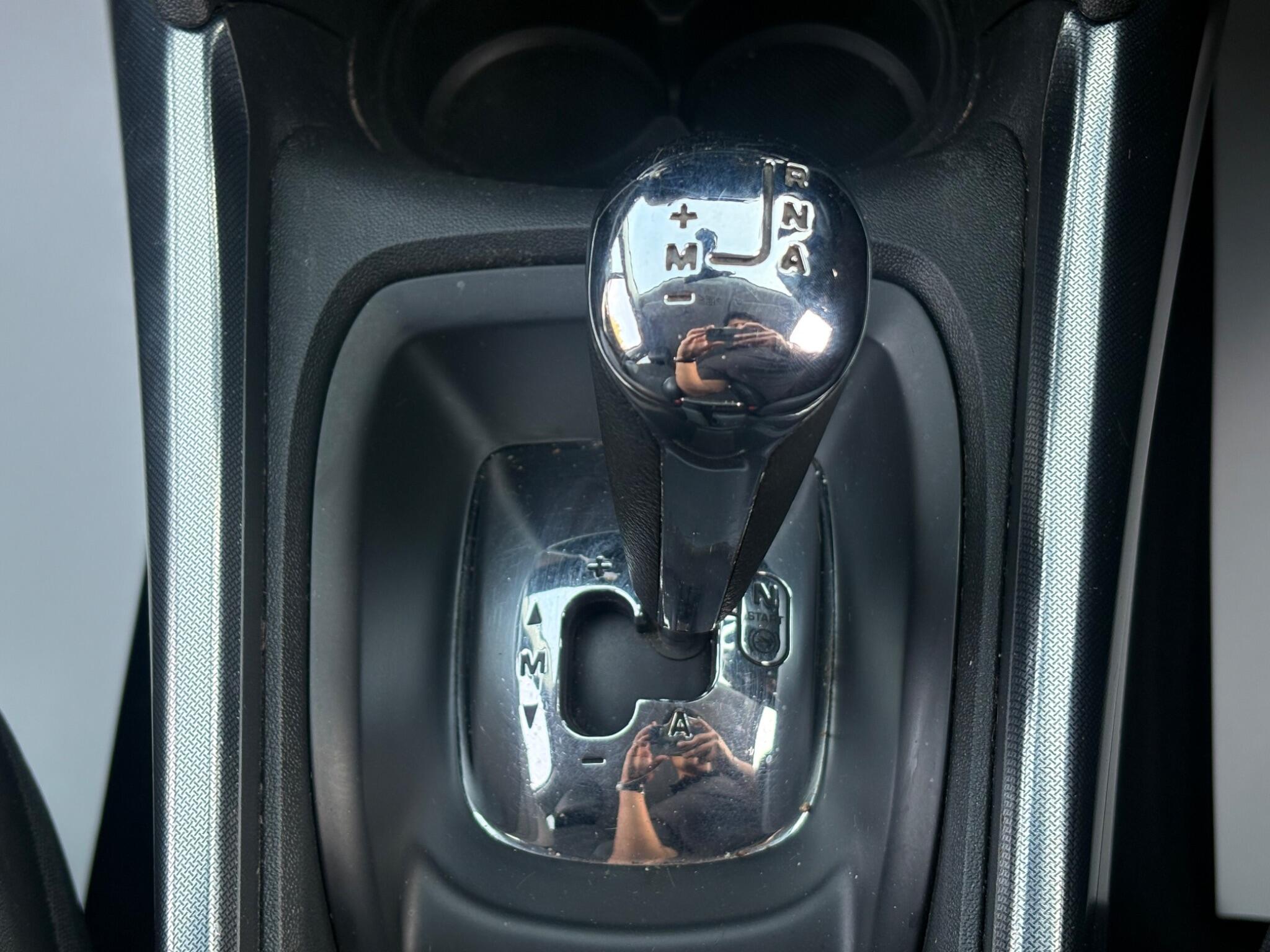 Peugeot 2008 - Image 57