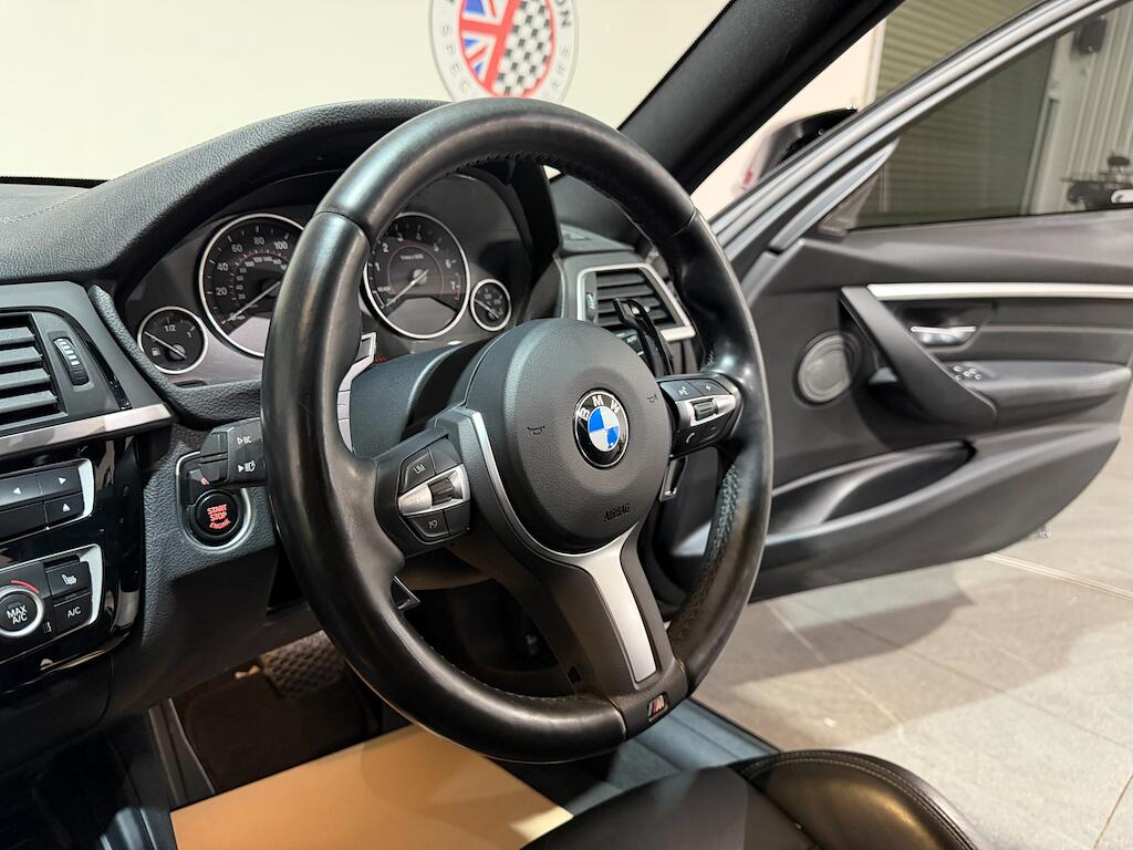 BMW 3 Series view 8