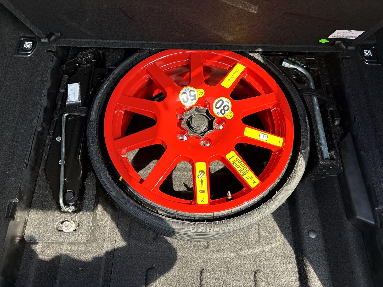 Porsche Macan view 49